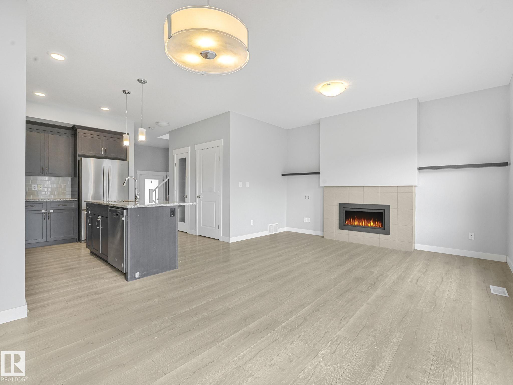 Photo 14 at 557 Sturtz Link, Southfork, Leduc