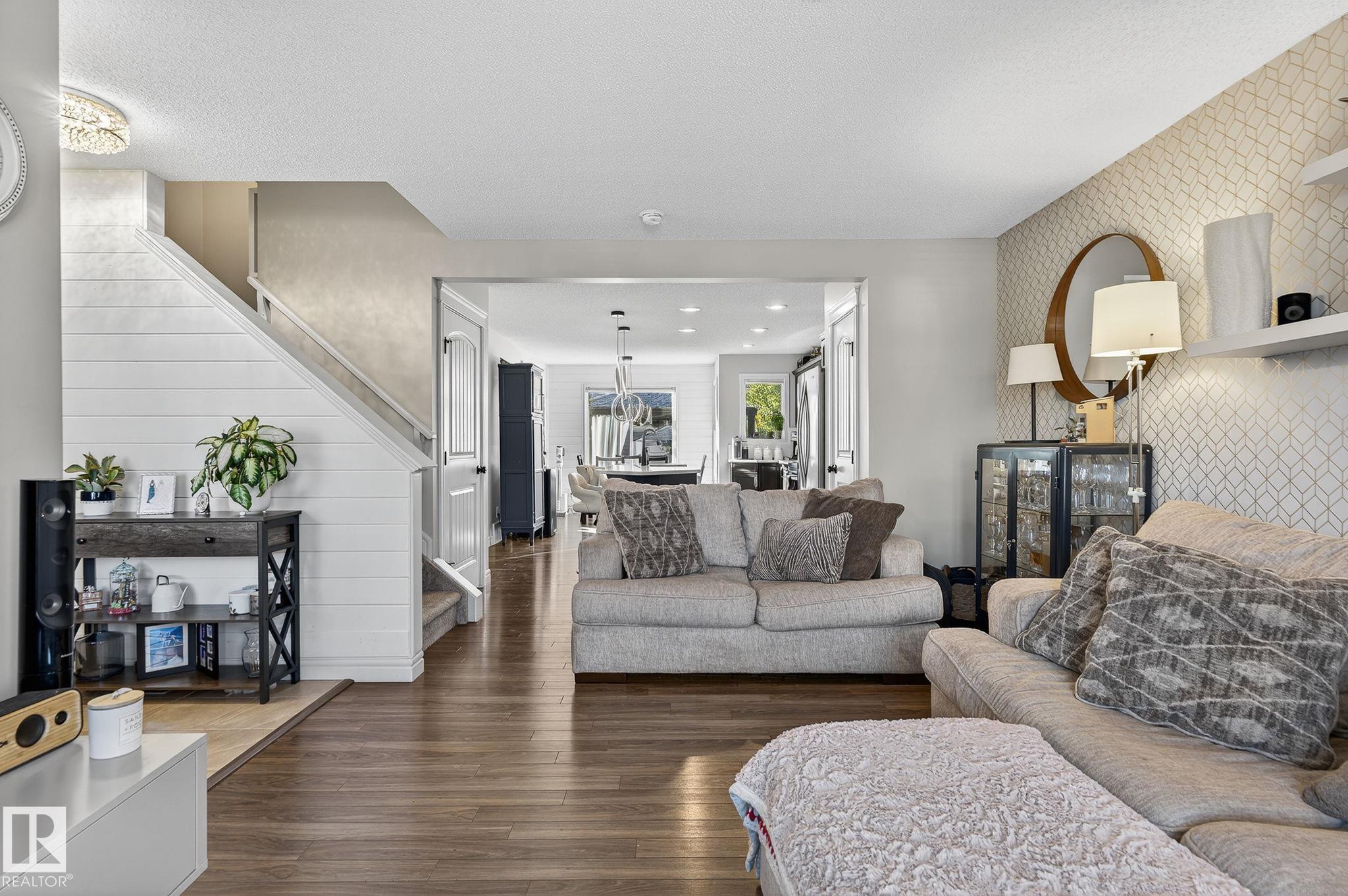 Photo 13 at 361 Nelson Drive, McLaughlin, Spruce Grove