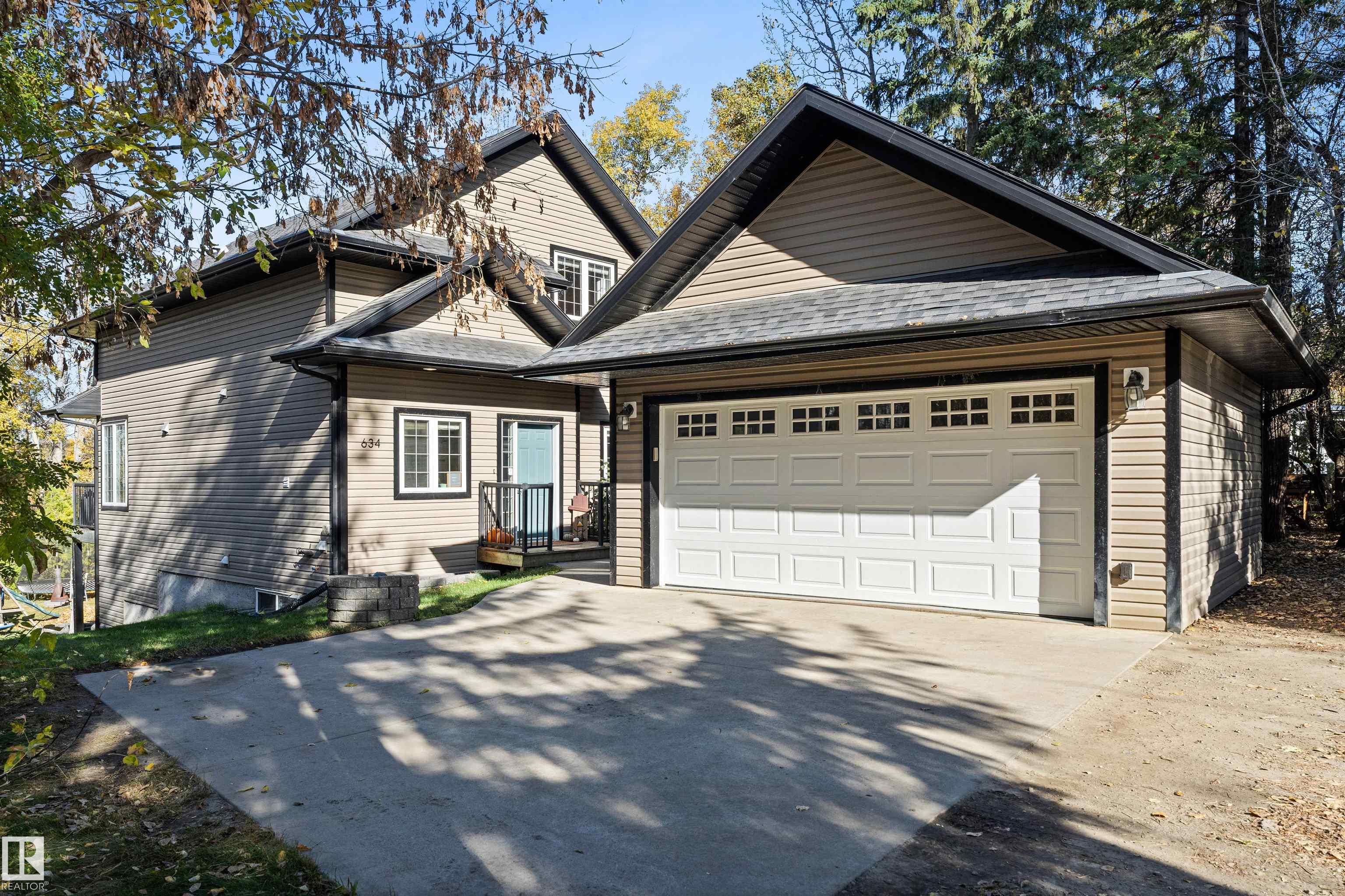 Photo 2 at 634 Lakeside point(e), Spring Lake, Rural Parkland County
