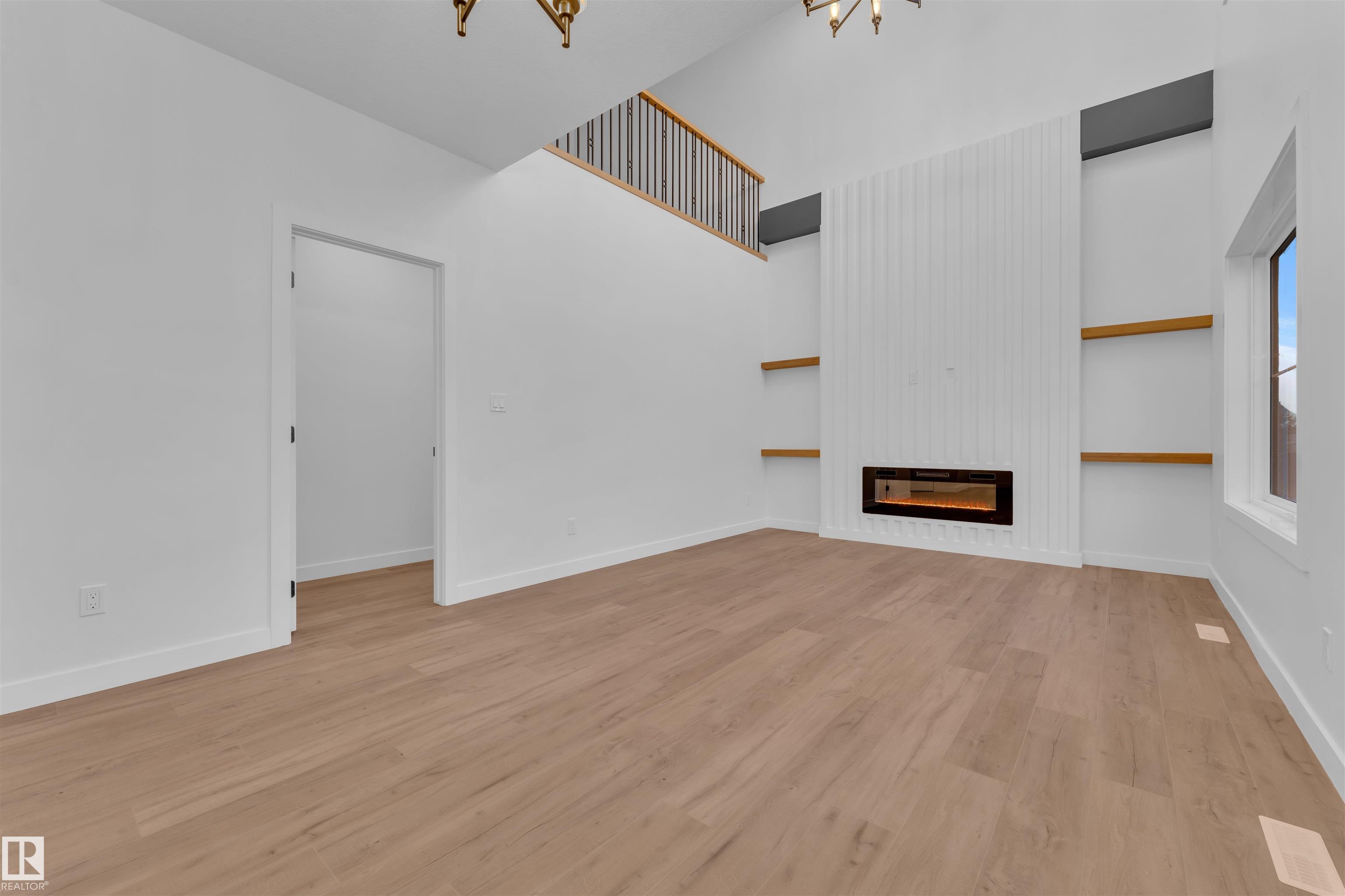 Photo 3 at 48 Hazelwood Lane, Hilldowns, Spruce Grove