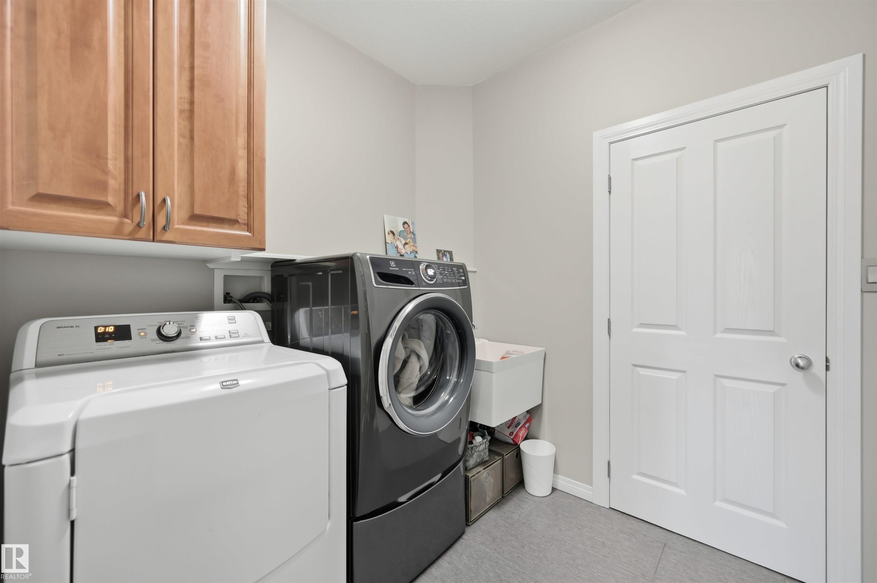 Photo 17 at 2311 Bailey Court SW, Blackmud Creek, Edmonton