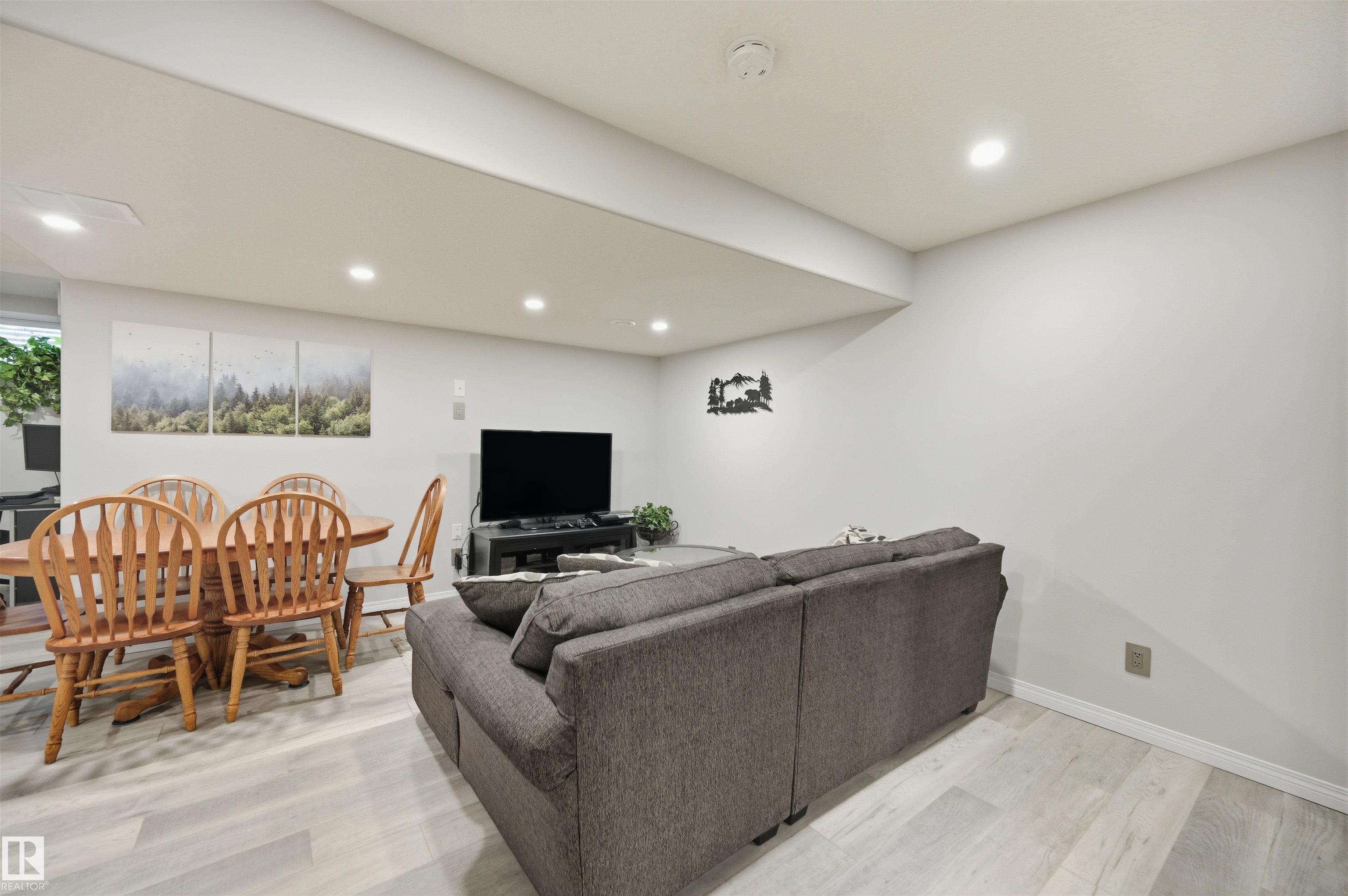 Photo 38 at 2311 Bailey Court SW, Blackmud Creek, Edmonton