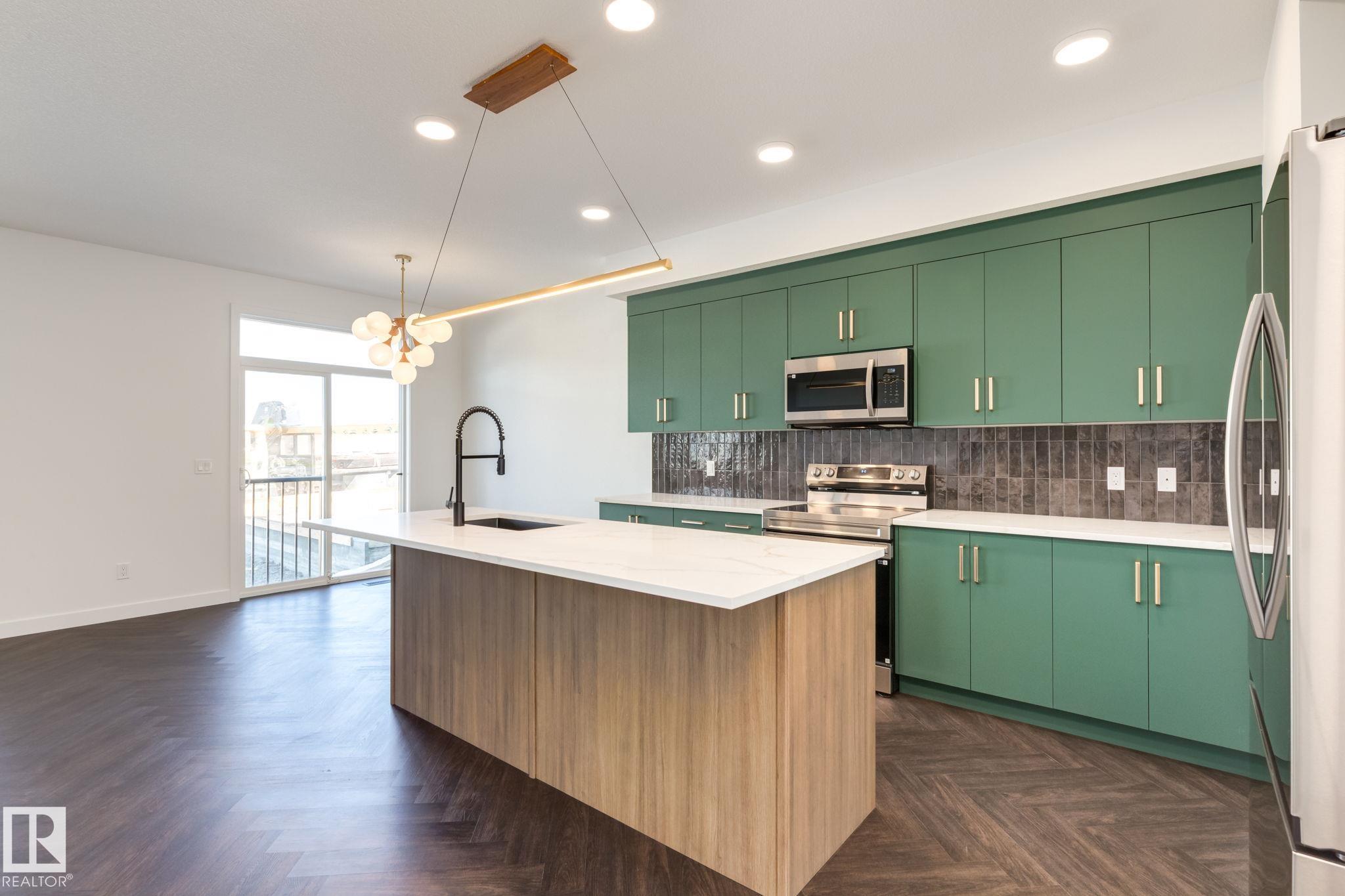 Picture for 2128 CROSSBILL LN NW