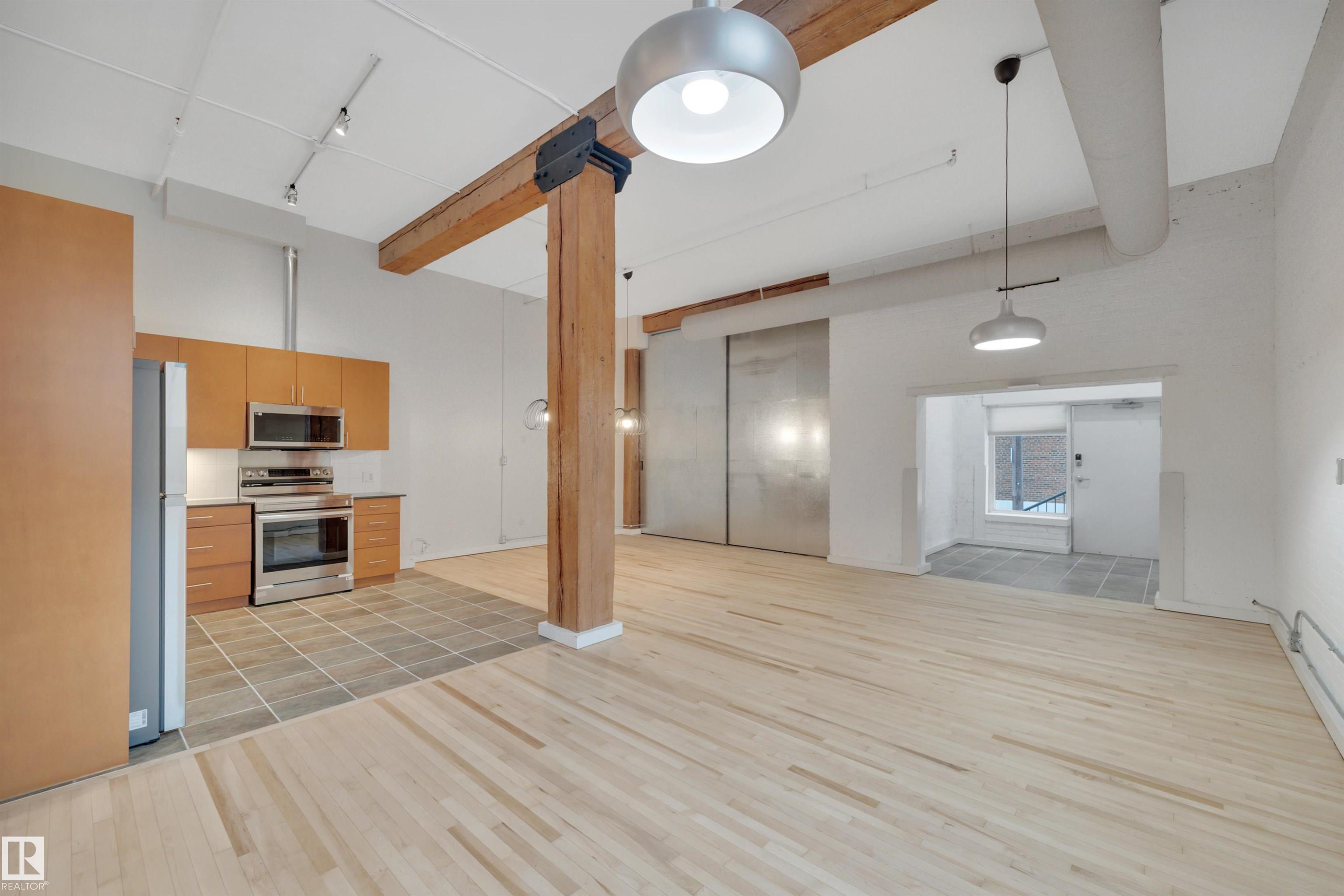 Photo 3 at 102 - 10169 104 Street NW, Downtown, Edmonton