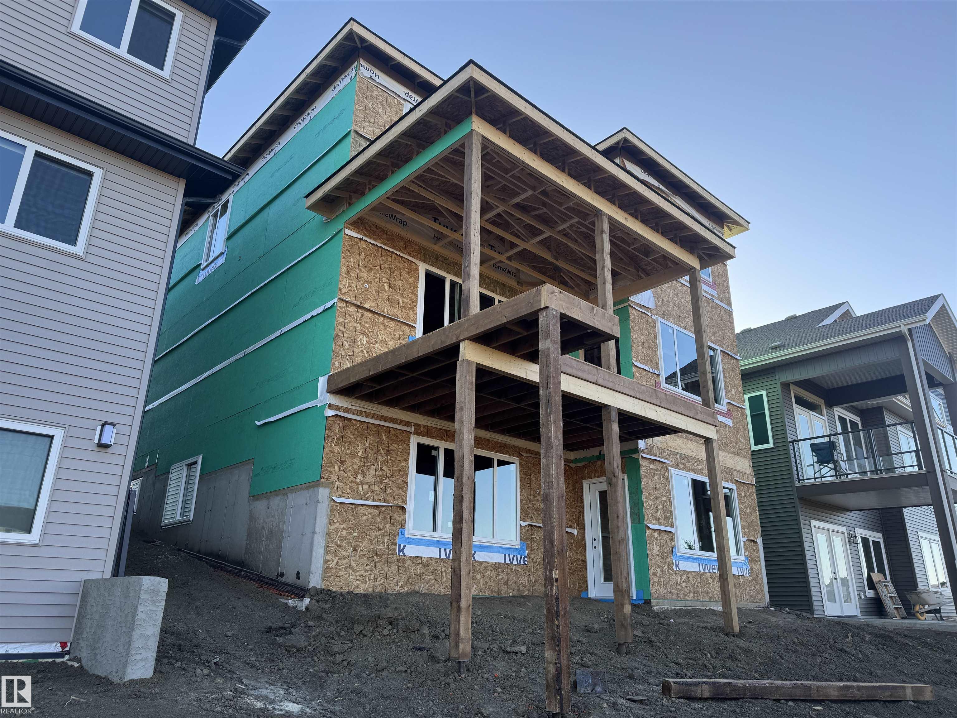 Photo 2 at 28 Harley Way, Hilldowns, Spruce Grove