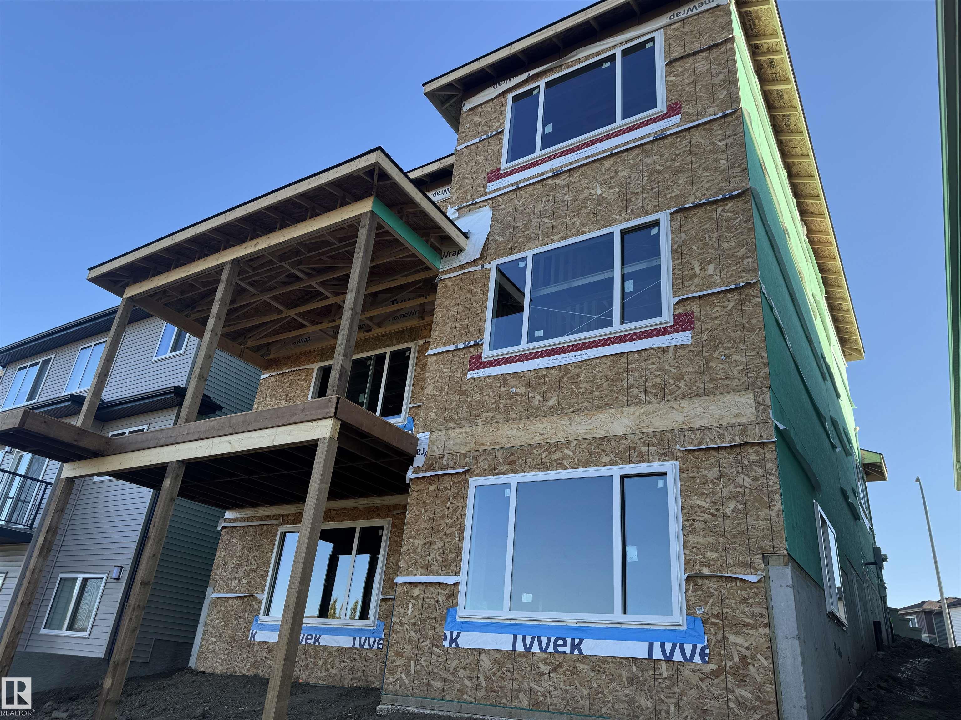 Photo 3 at 28 Harley Way, Hilldowns, Spruce Grove
