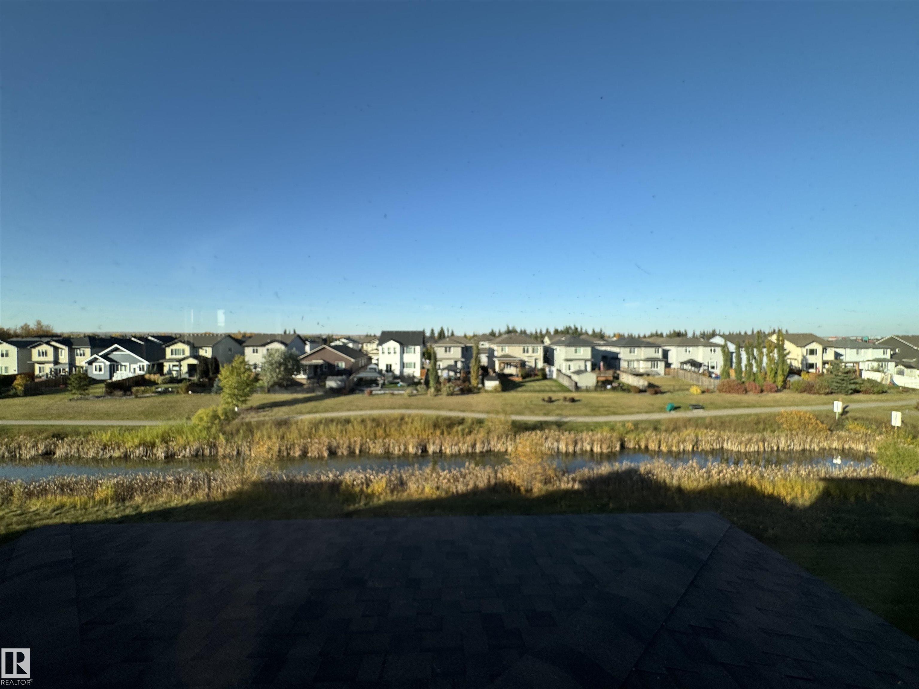 Photo 9 at 28 Harley Way, Hilldowns, Spruce Grove