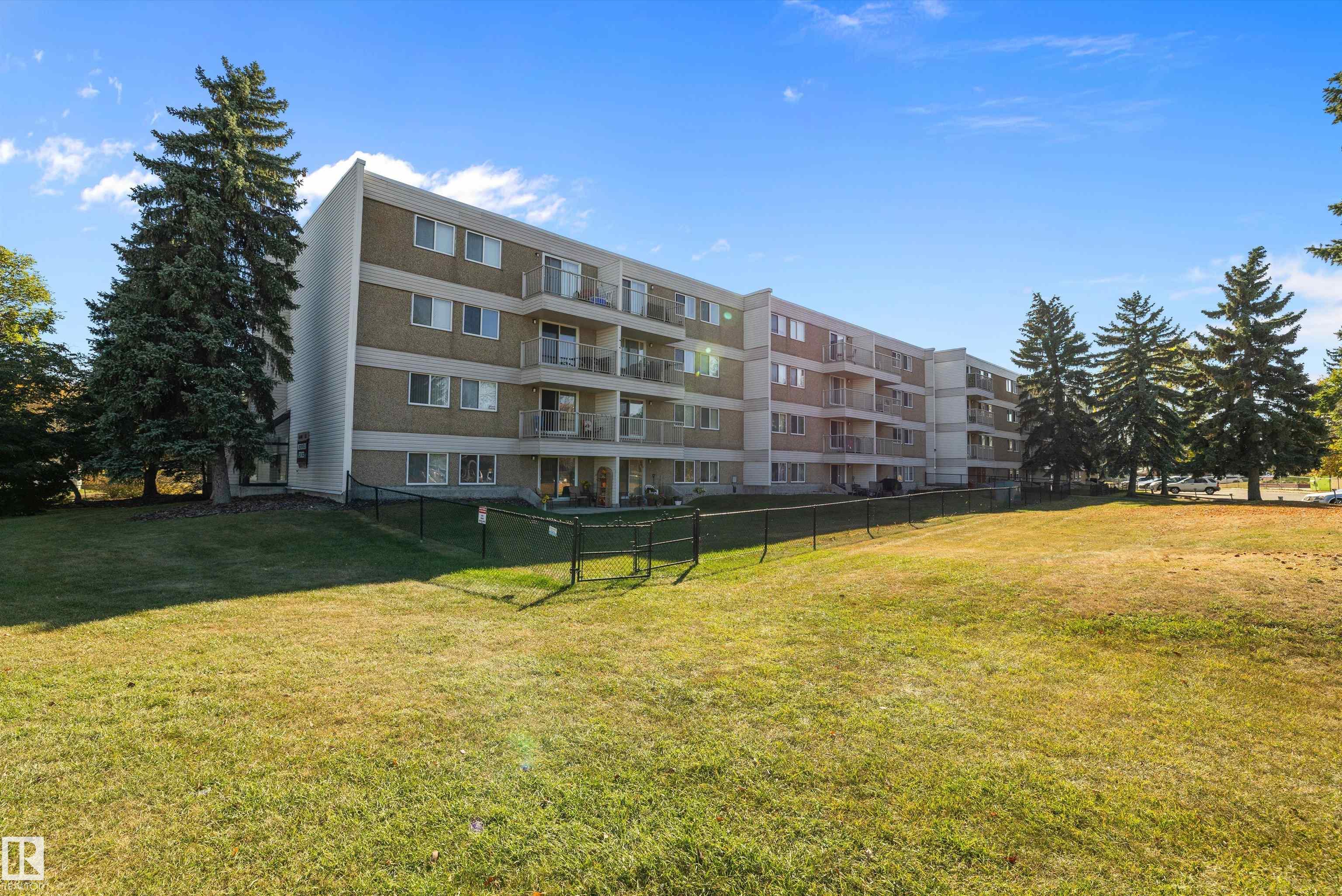 Photo 2 at 401 - 4608 52 Avenue, Forest Green, Stony Plain