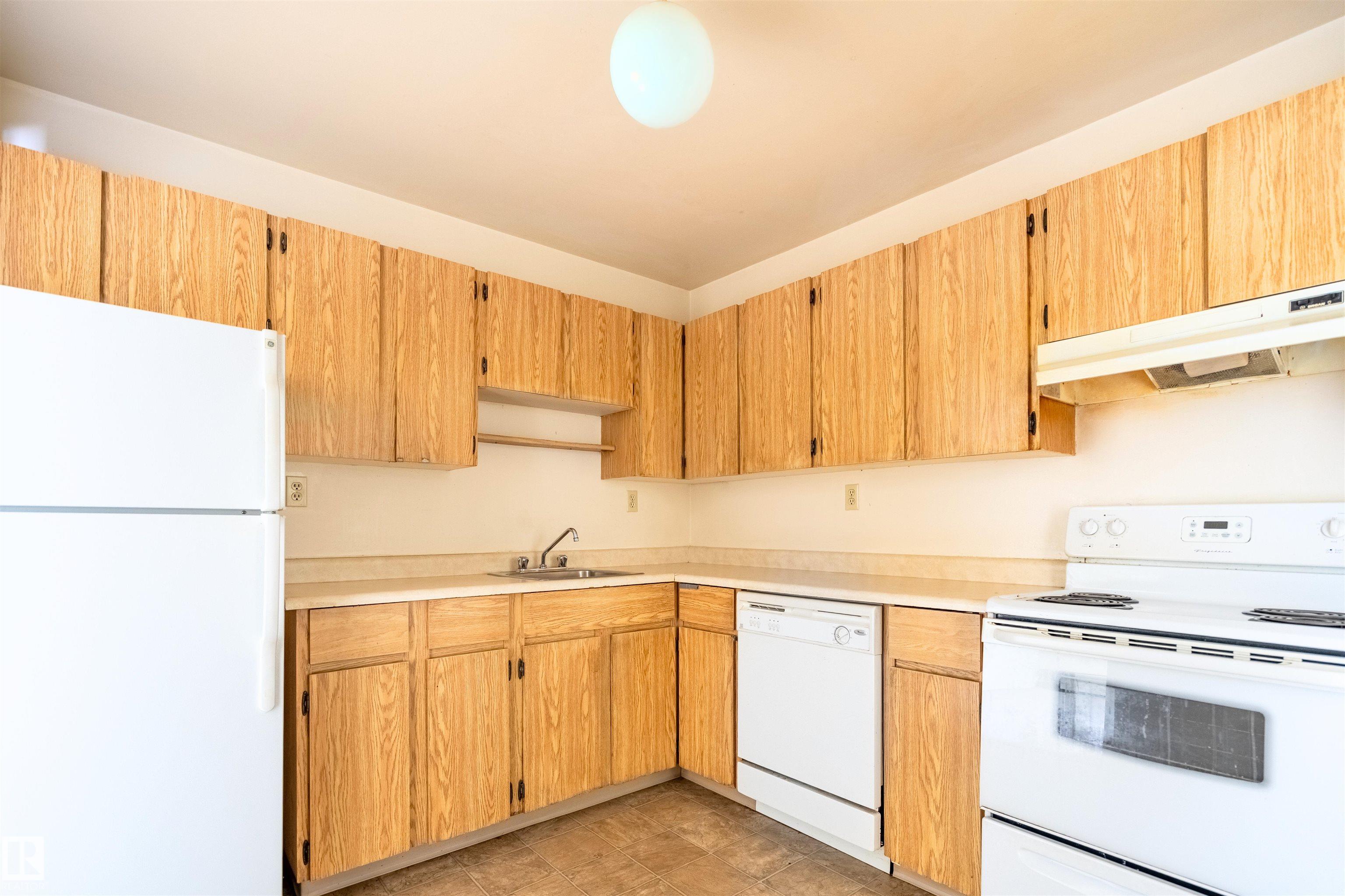 Photo 7 at 203 - 1628 48 Street NW, Pollard Meadows, Edmonton