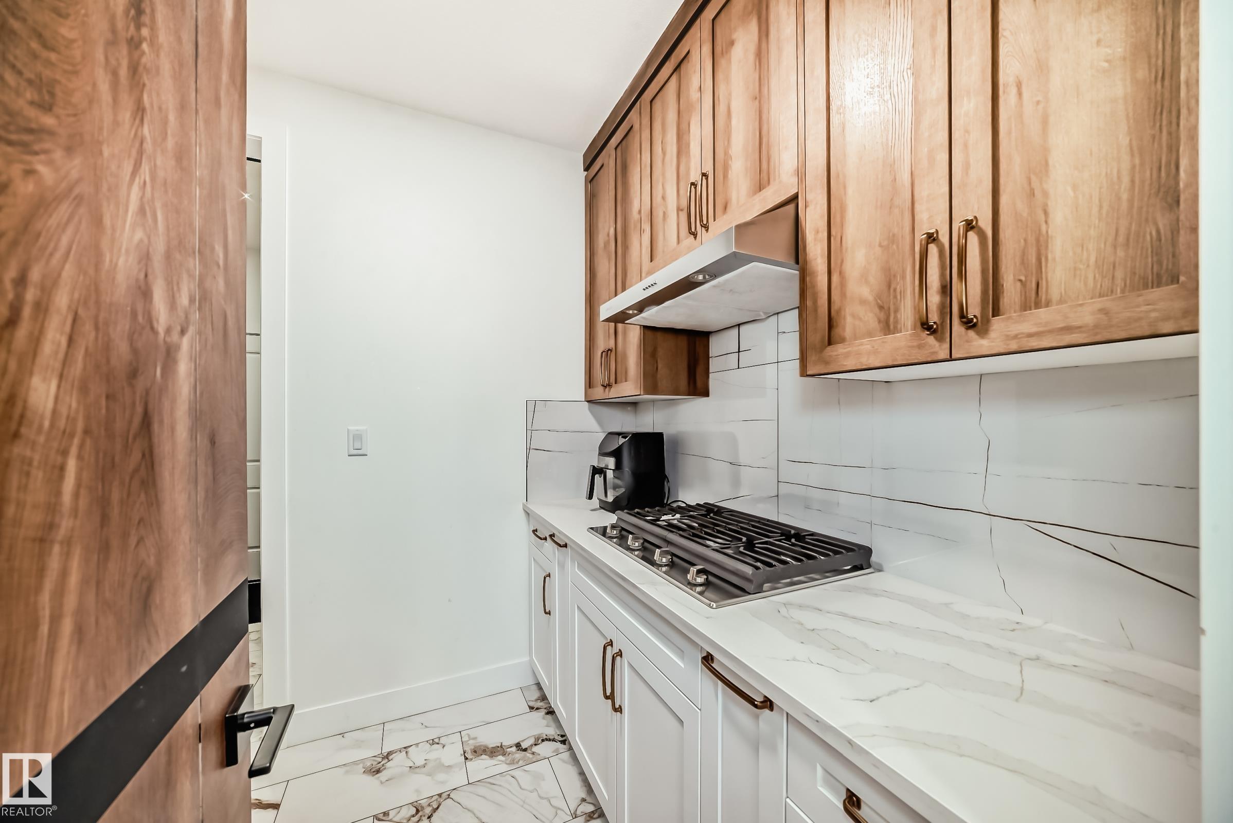 Photo 14 at 42 Elwyck Gate, Fenwyck, Spruce Grove