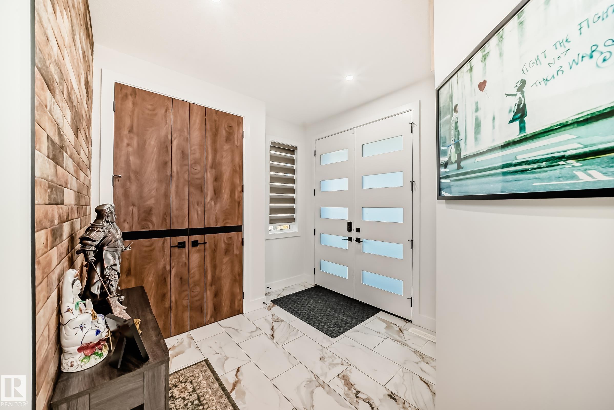 Photo 3 at 42 Elwyck Gate, Fenwyck, Spruce Grove