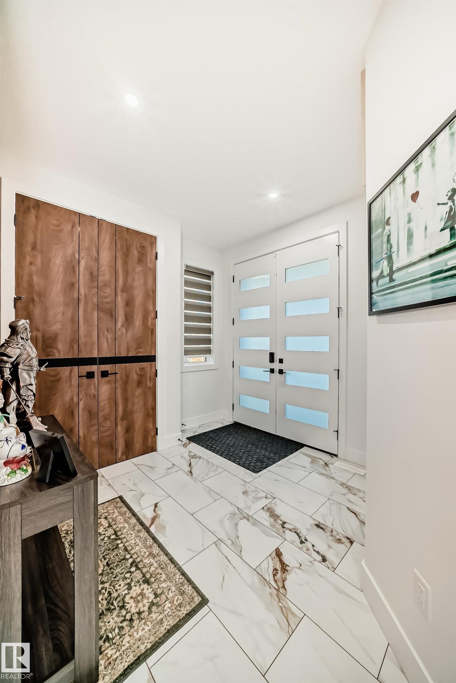 Photo 4 at 42 Elwyck Gate, Fenwyck, Spruce Grove