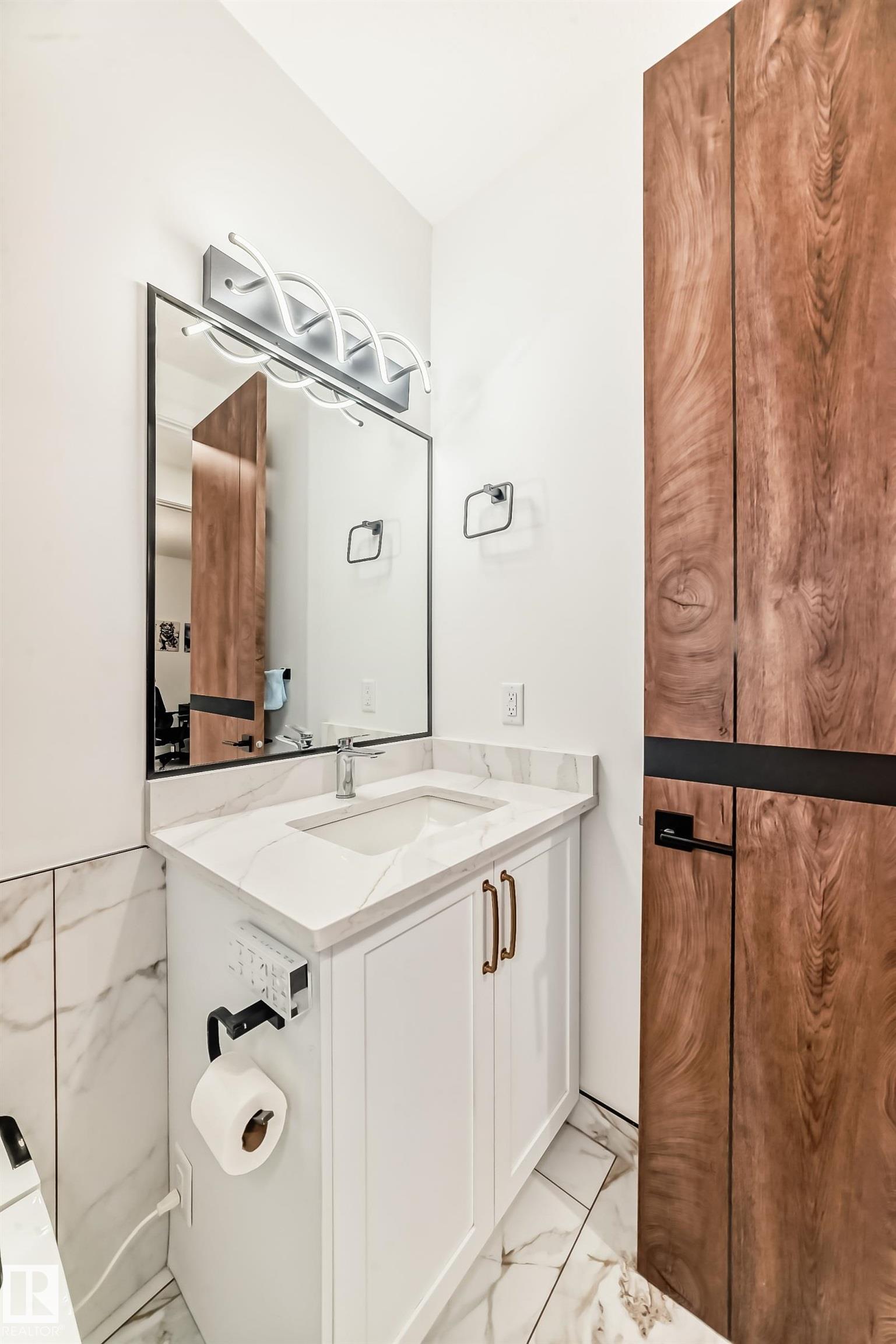 Photo 31 at 42 Elwyck Gate, Fenwyck, Spruce Grove