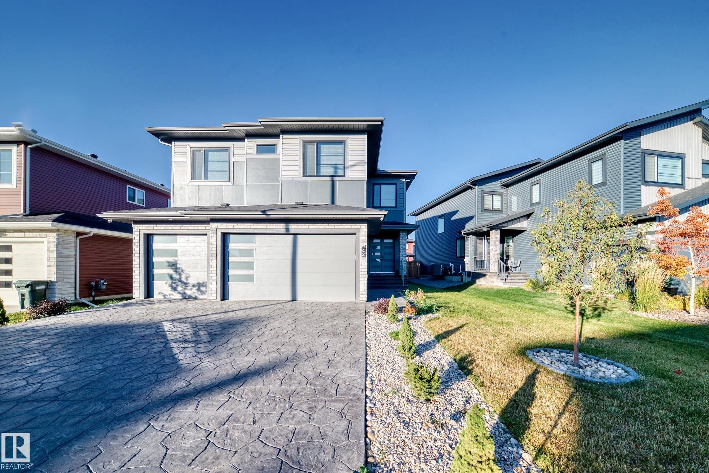 Photo 74 at 42 Elwyck Gate, Fenwyck, Spruce Grove