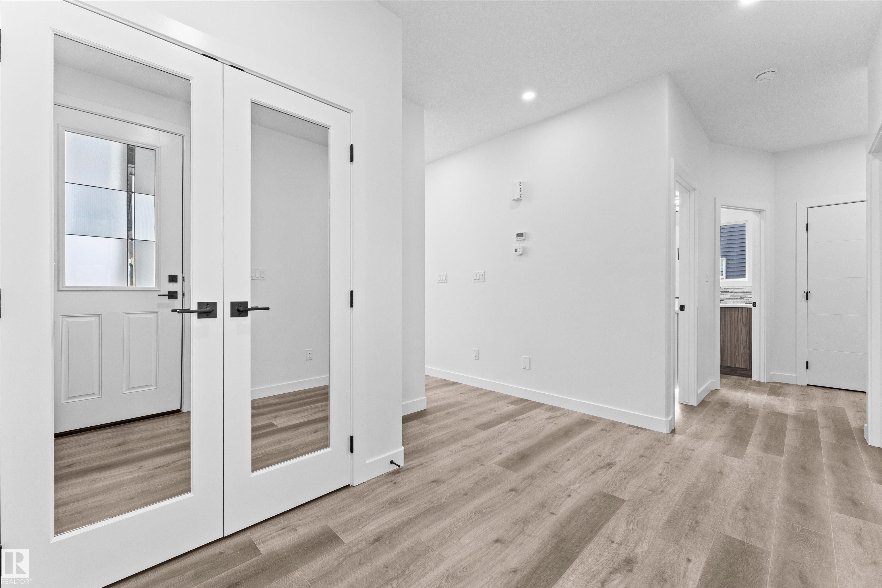 Photo 2 at 1727 60 Avenue, Irvine Creek, Rural Leduc County