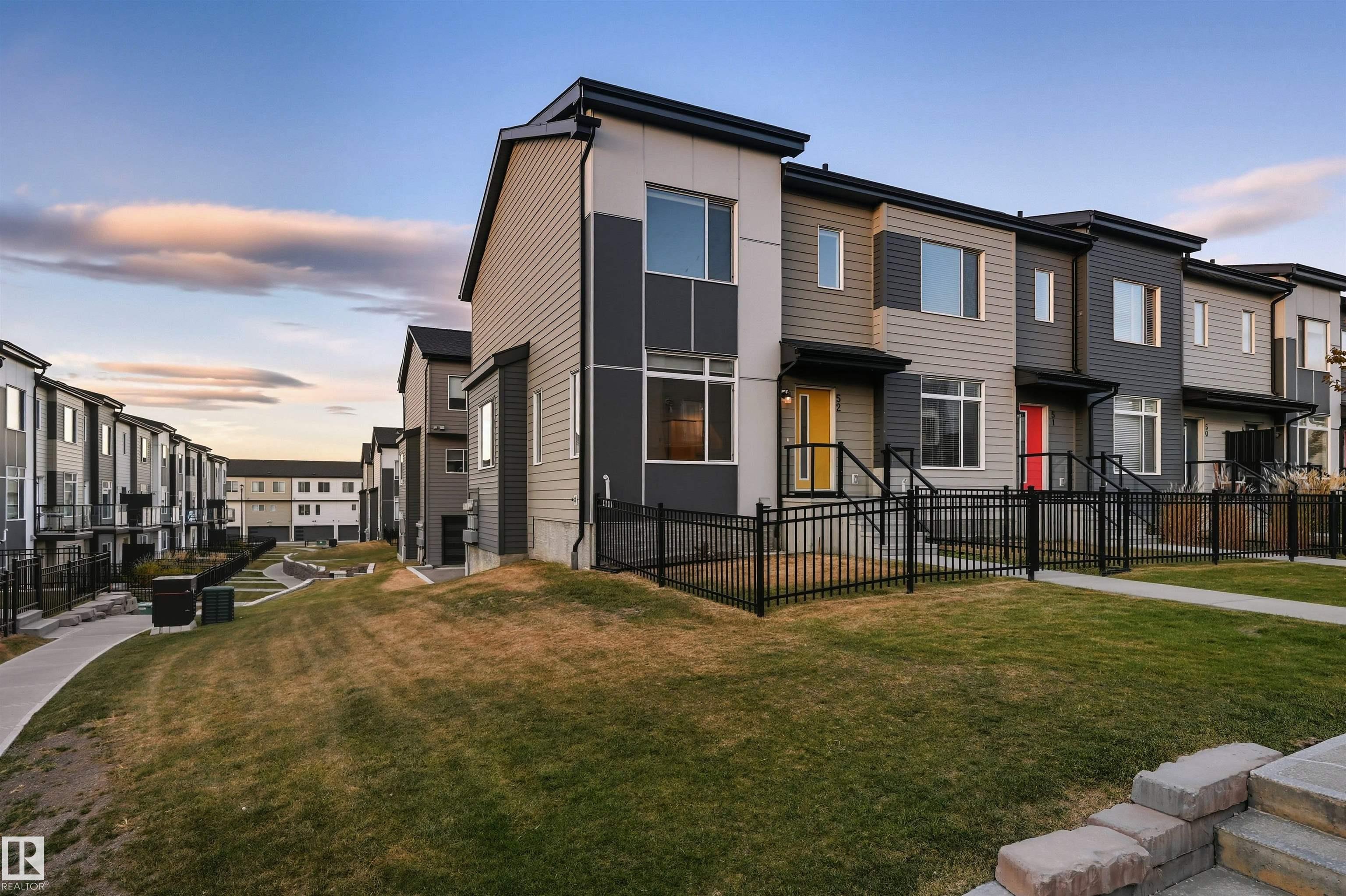 Photo 2 at 52 - 804 Welsh Drive SW, Walker, Edmonton