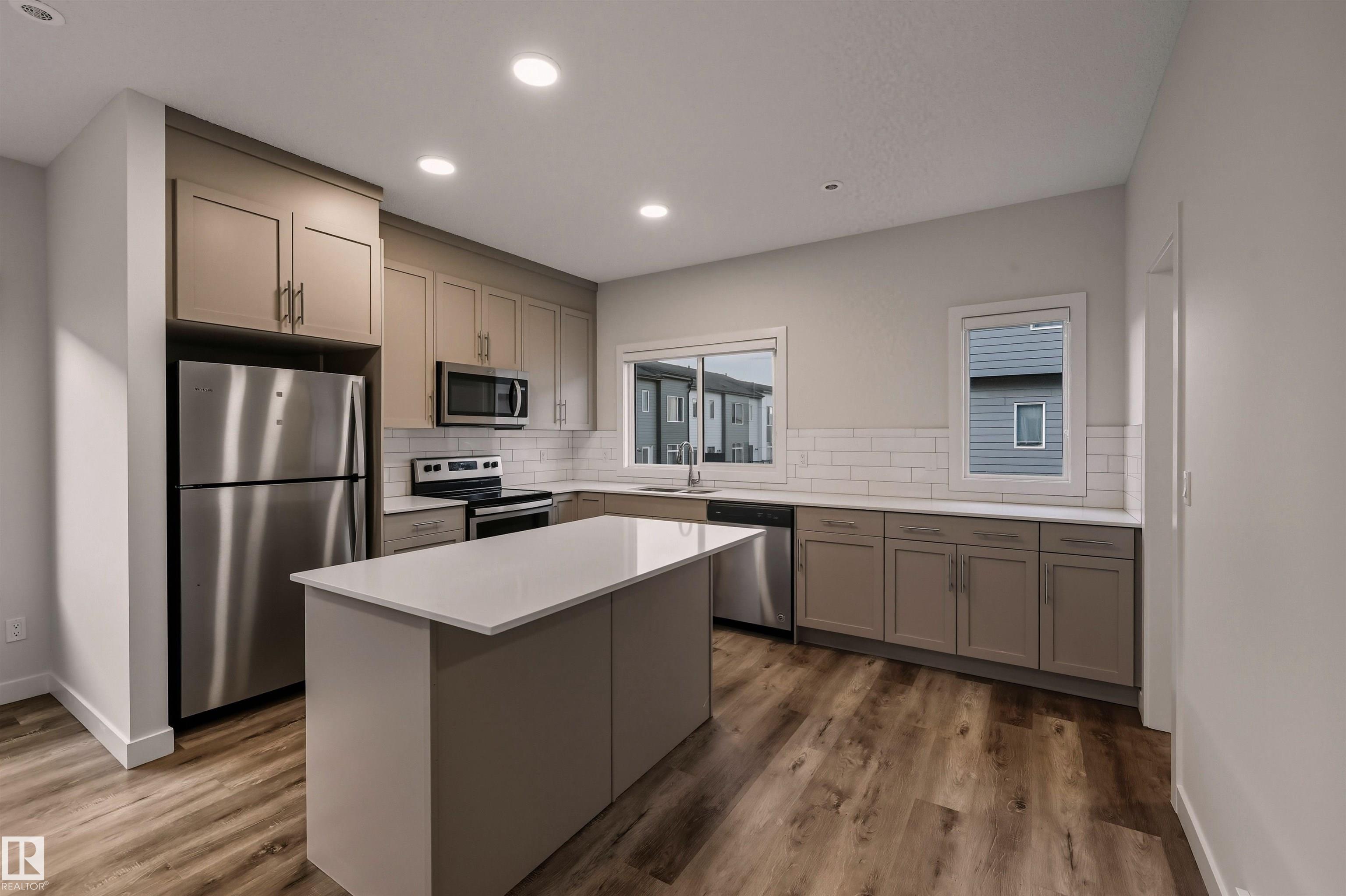 Photo 13 at 52 - 804 Welsh Drive SW, Walker, Edmonton
