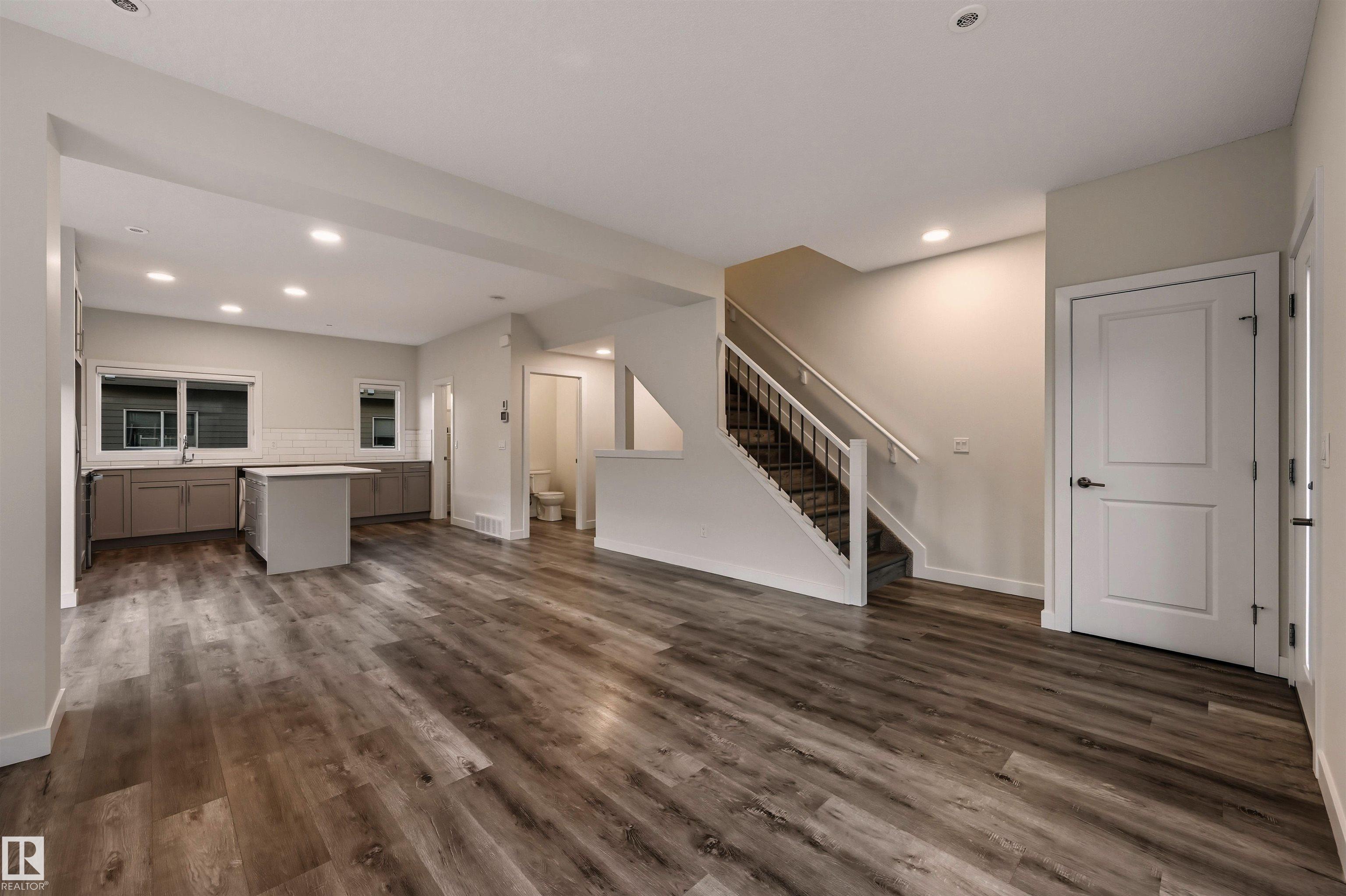 Photo 8 at 52 - 804 Welsh Drive SW, Walker, Edmonton