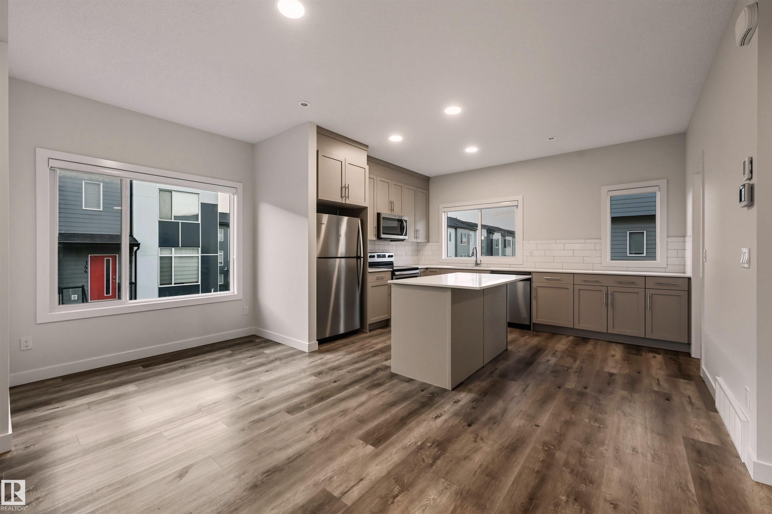 Photo 10 at 52 - 804 Welsh Drive SW, Walker, Edmonton