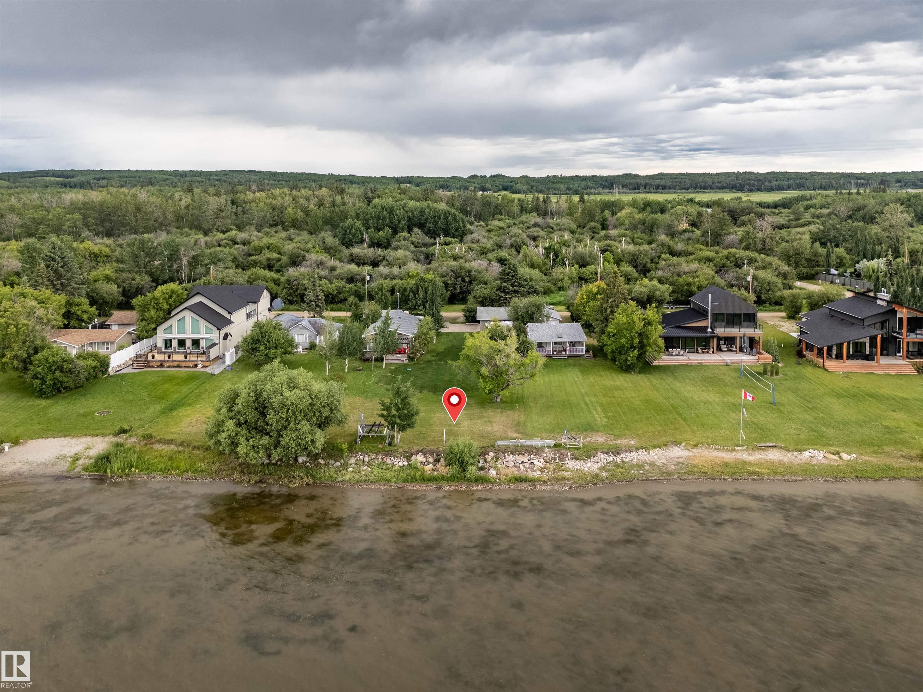 Photo 16 at 53026 Rge Road 43, Rizzie Beach, Rural Parkland County