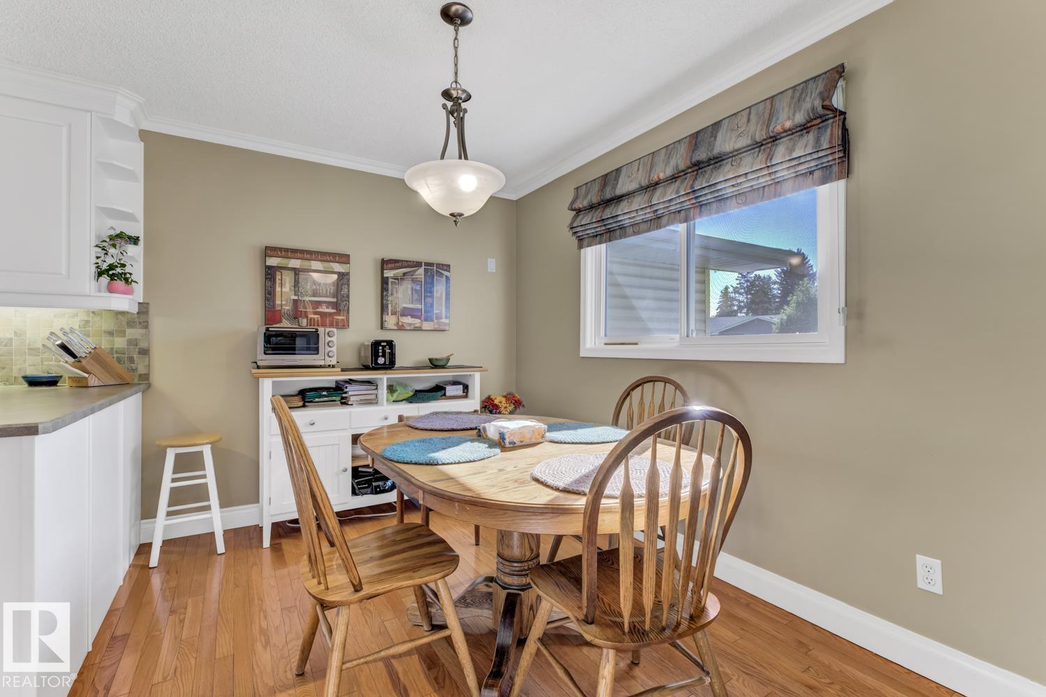 Photo 14 at 1015 Parker Drive, Westboro, Sherwood Park