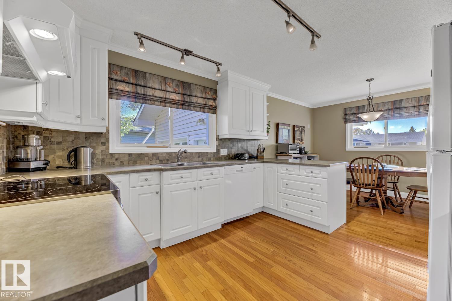 Photo 21 at 1015 Parker Drive, Westboro, Sherwood Park
