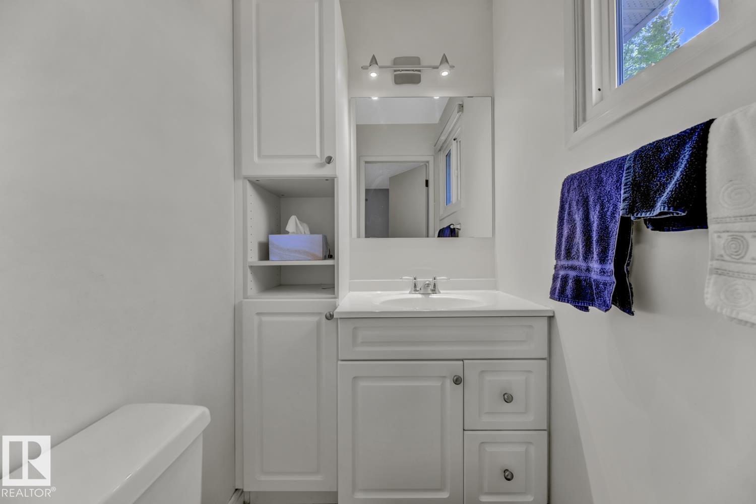 Photo 30 at 1015 Parker Drive, Westboro, Sherwood Park