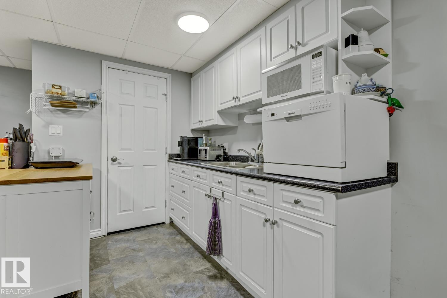 Photo 39 at 1015 Parker Drive, Westboro, Sherwood Park