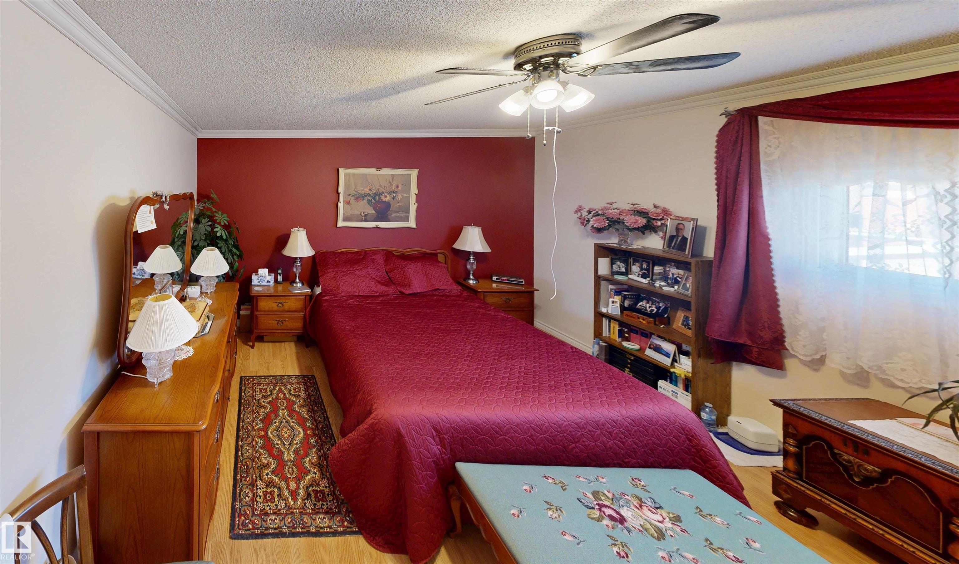 Photo 13 at 16 Gatewood Avenue, Grandin, St. Albert