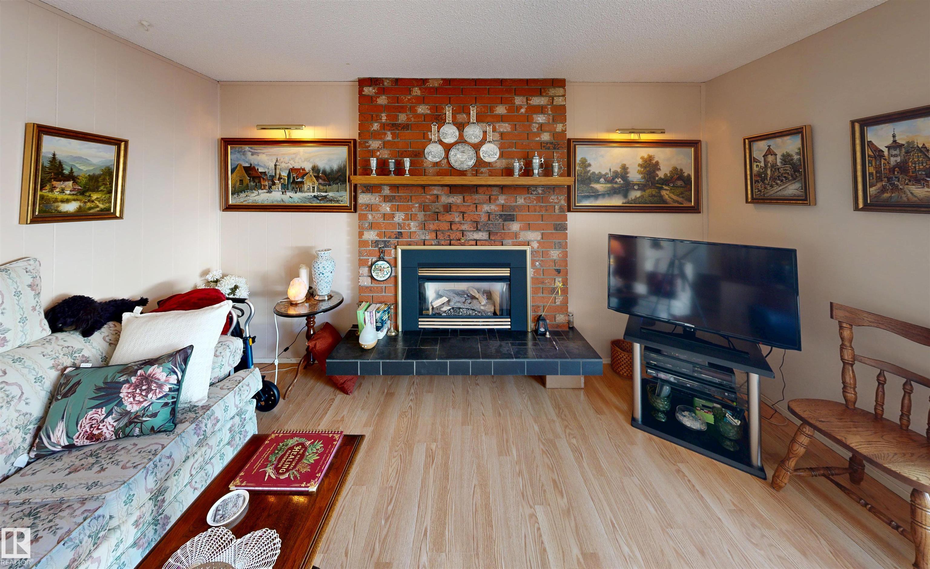 Photo 19 at 16 Gatewood Avenue, Grandin, St. Albert