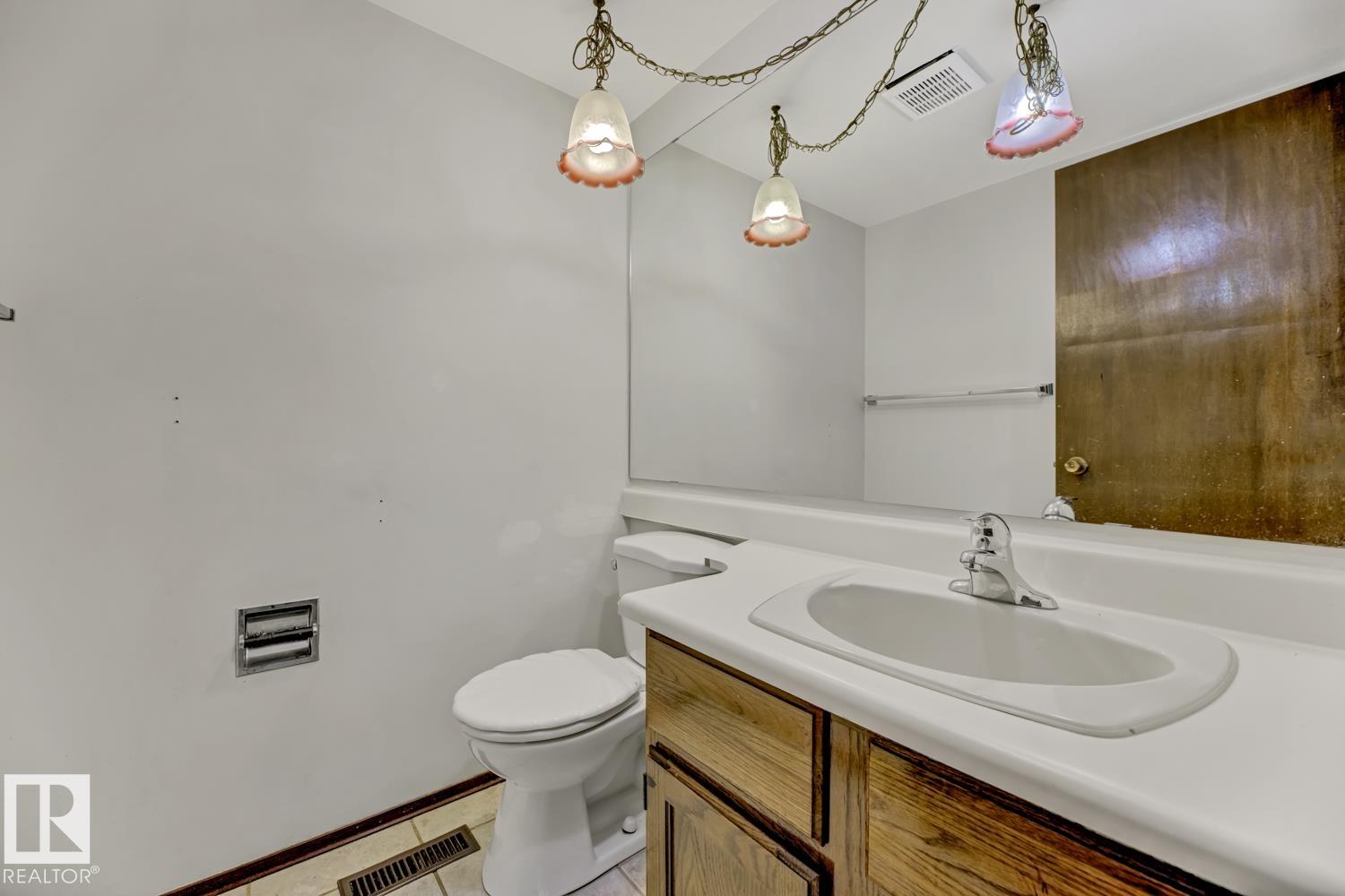 Photo 21 at 11105 20 Avenue NW, Skyrattler, Edmonton