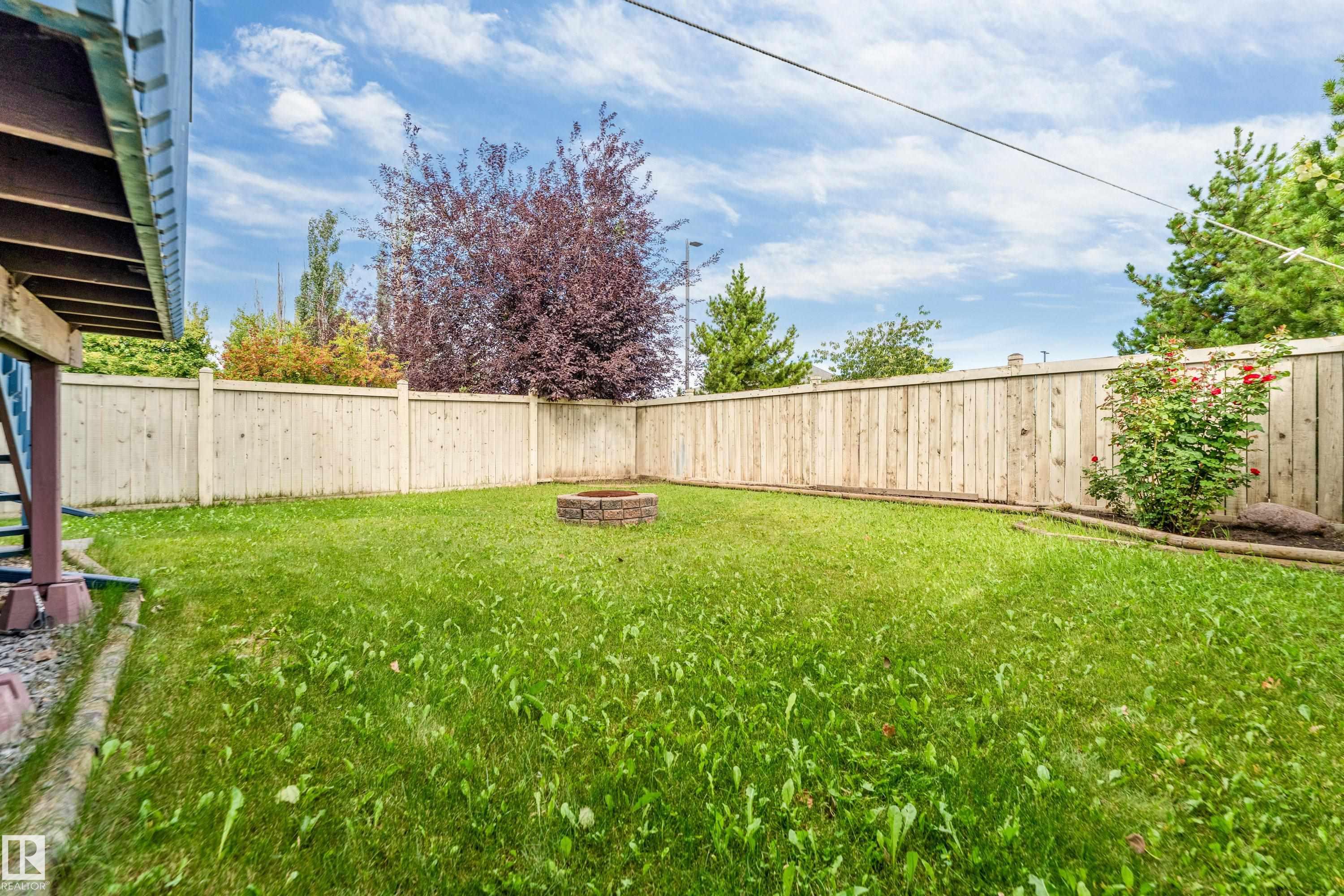 Photo 4 at 3320 27 Avenue NW, Silver Berry, Edmonton
