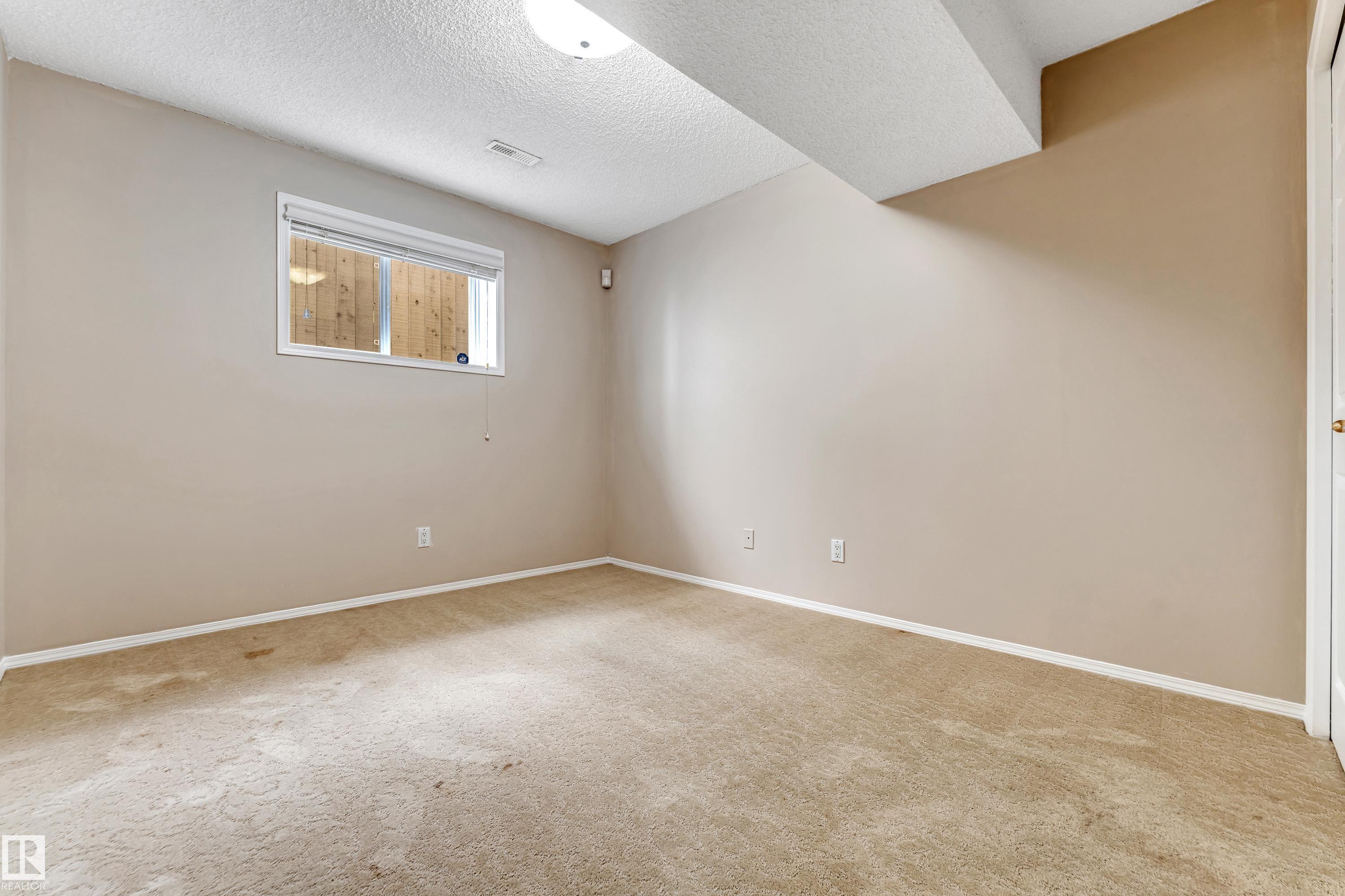 Photo 37 at 3320 27 Avenue NW, Silver Berry, Edmonton