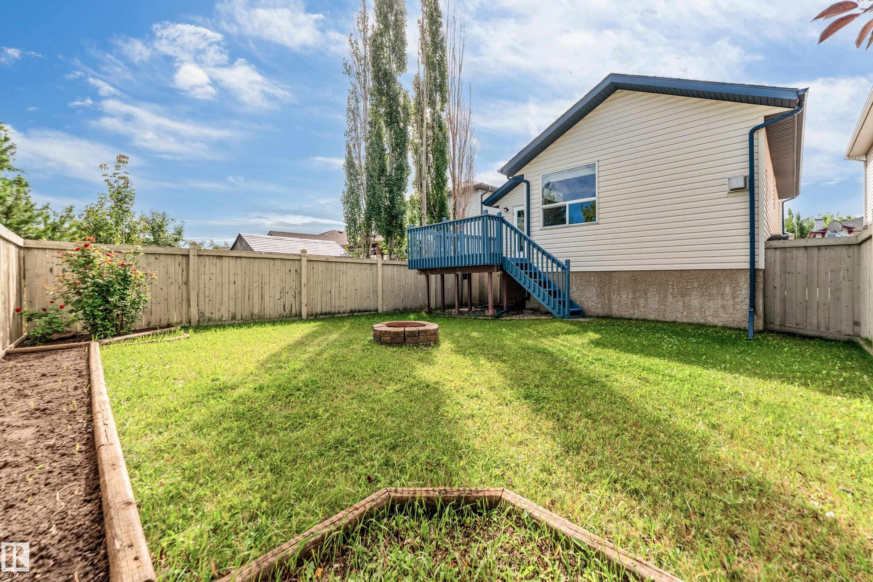 Photo 5 at 3320 27 Avenue NW, Silver Berry, Edmonton