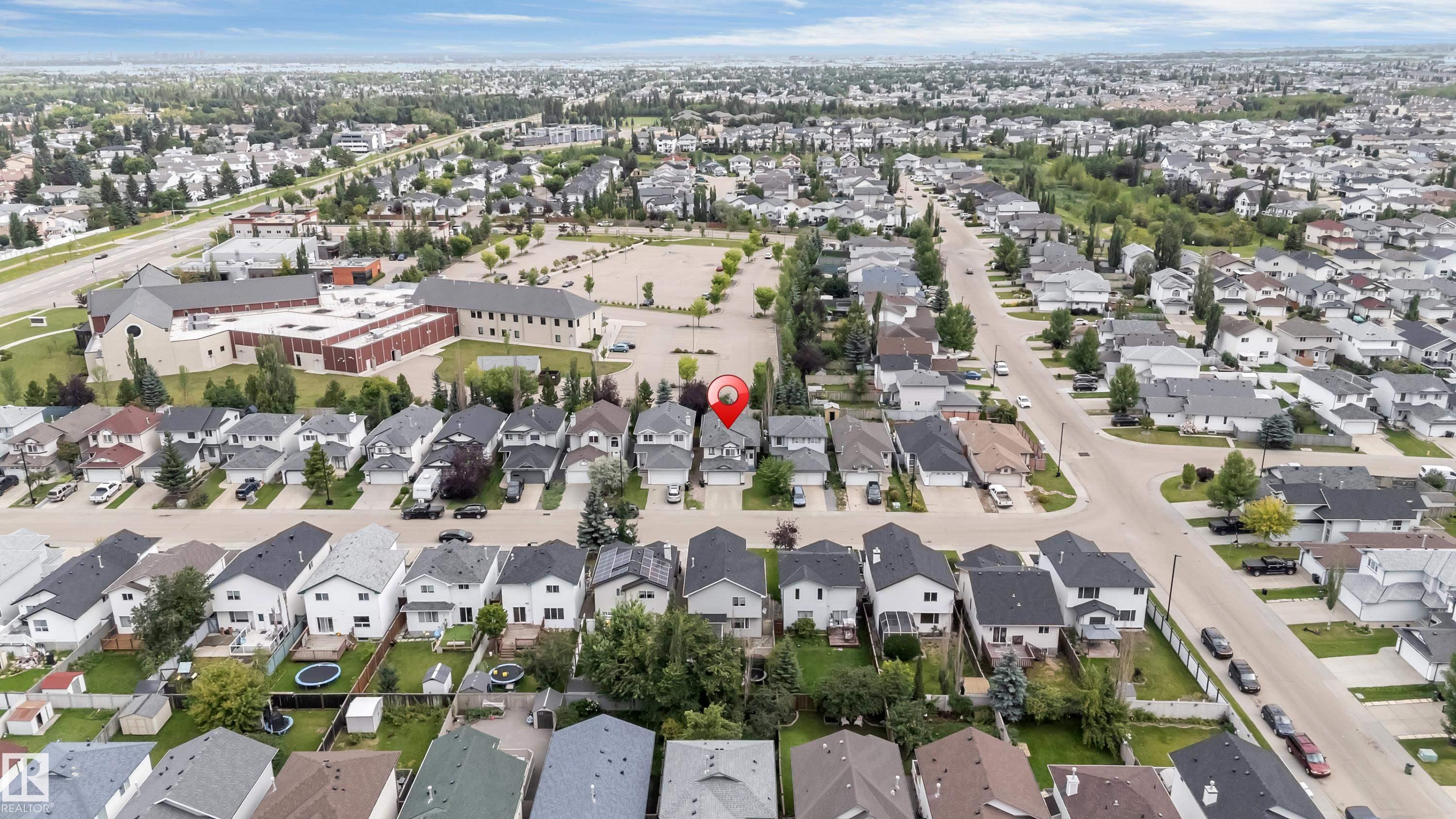 Photo 9 at 3320 27 Avenue NW, Silver Berry, Edmonton