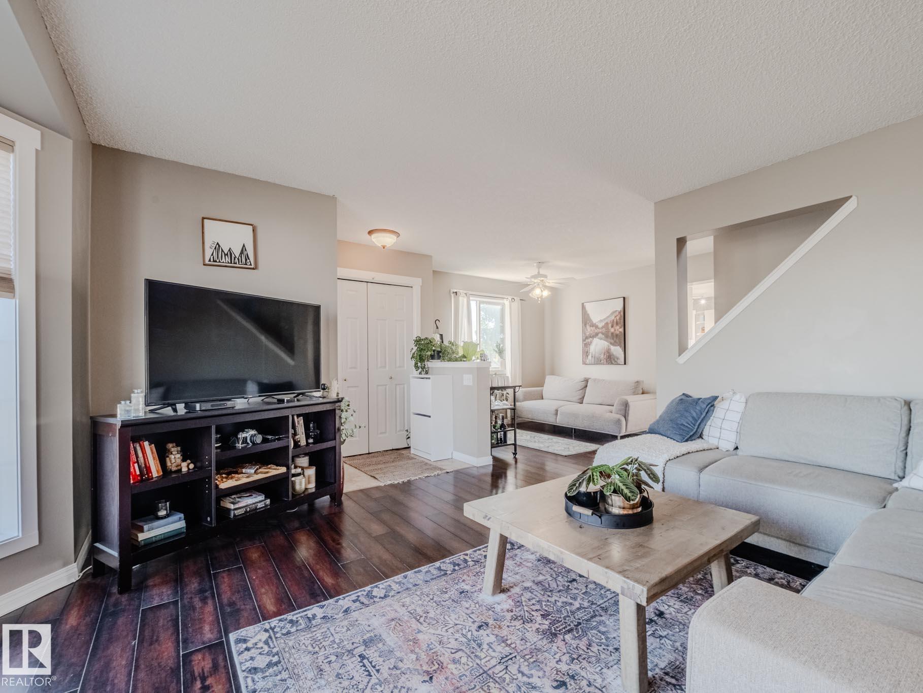 Photo 11 at 106 Heatherglen Crescent, Heatherglen, Spruce Grove