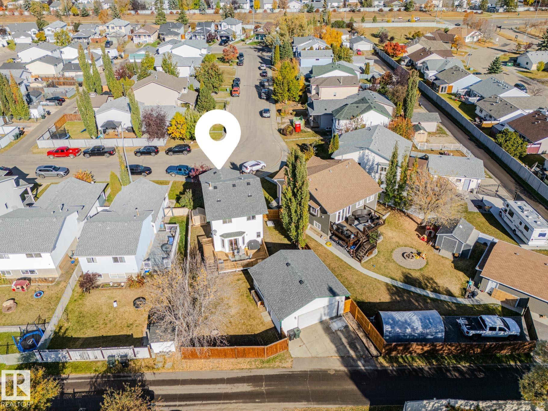 Photo 5 at 106 Heatherglen Crescent, Heatherglen, Spruce Grove