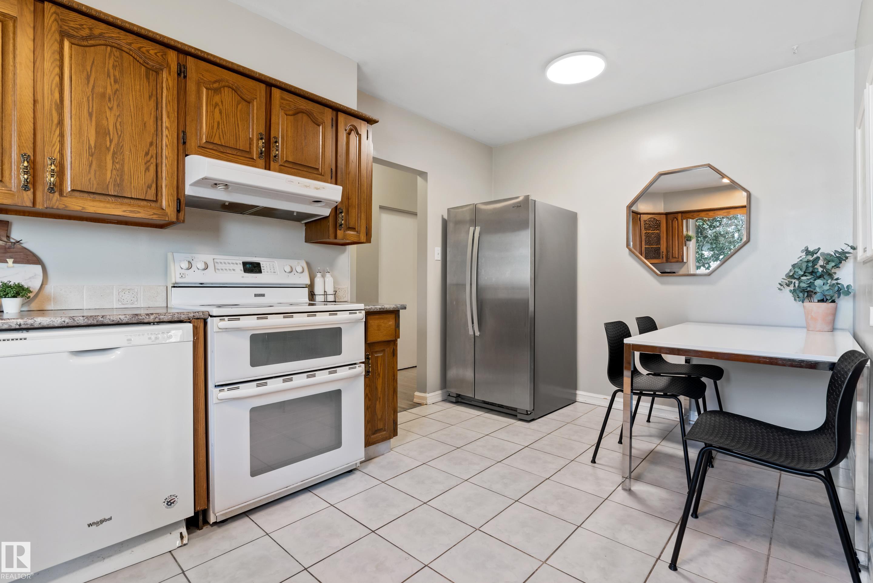 Photo 19 at 7104 95 Avenue NW, Ottewell, Edmonton