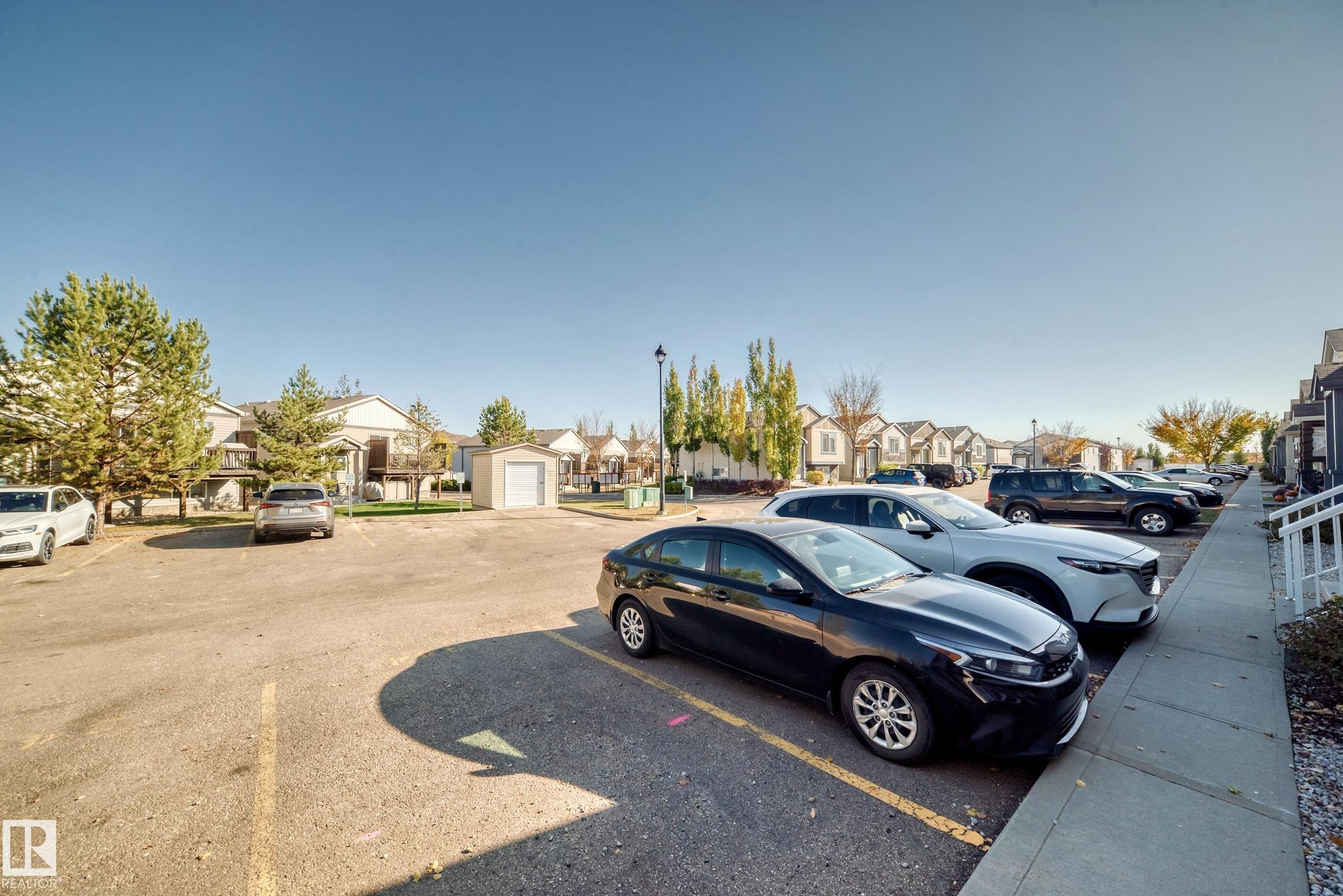Photo 29 at 138 - 142 Selkirk Place, Suntree, Leduc