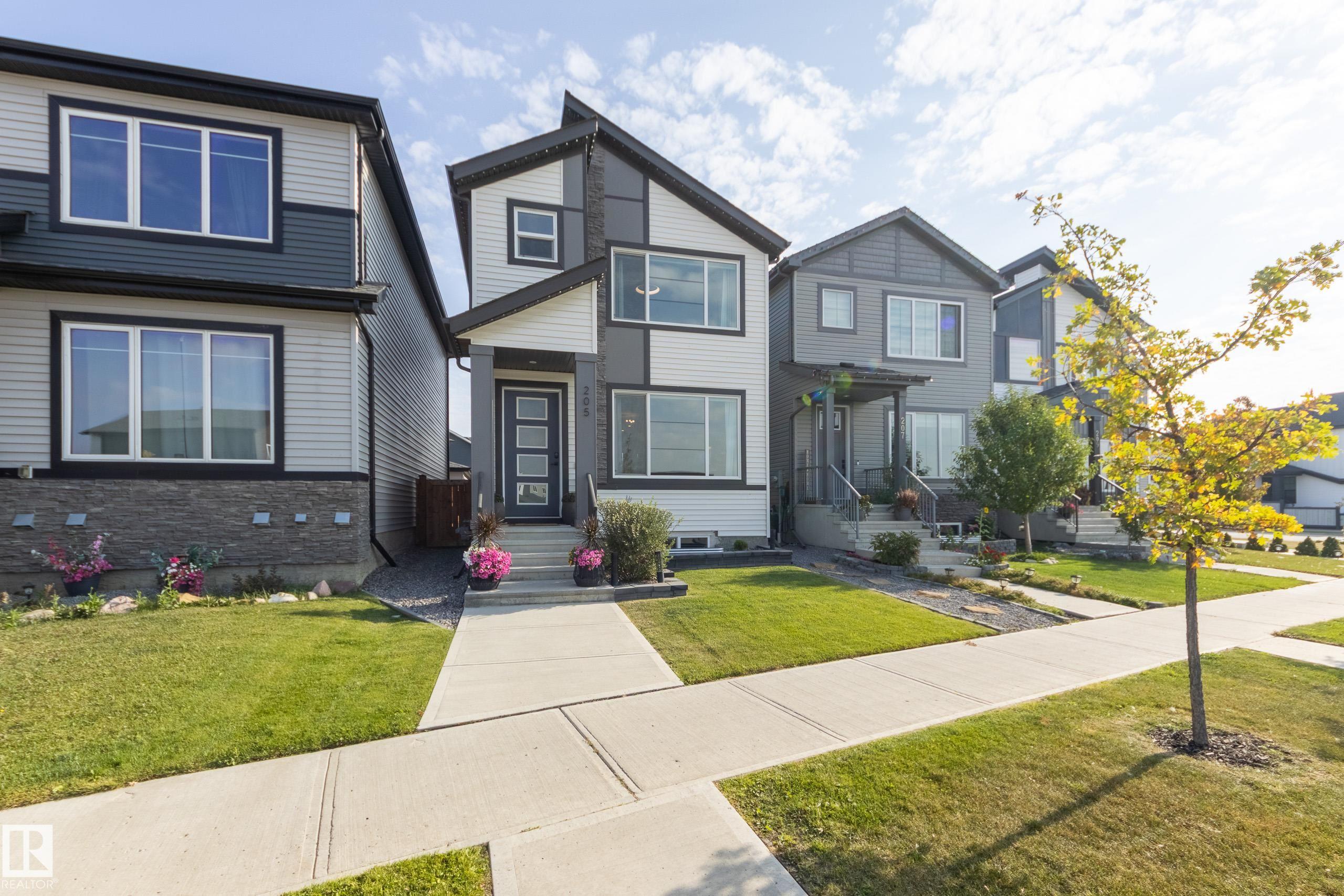 205 Caledonia Drive, Meadowview Park, Leduc 