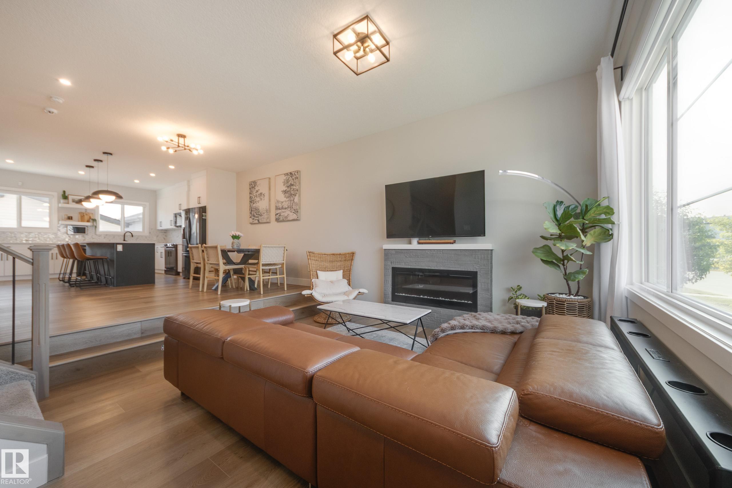 Photo 5 at 205 Caledonia Drive, Meadowview Park, Leduc