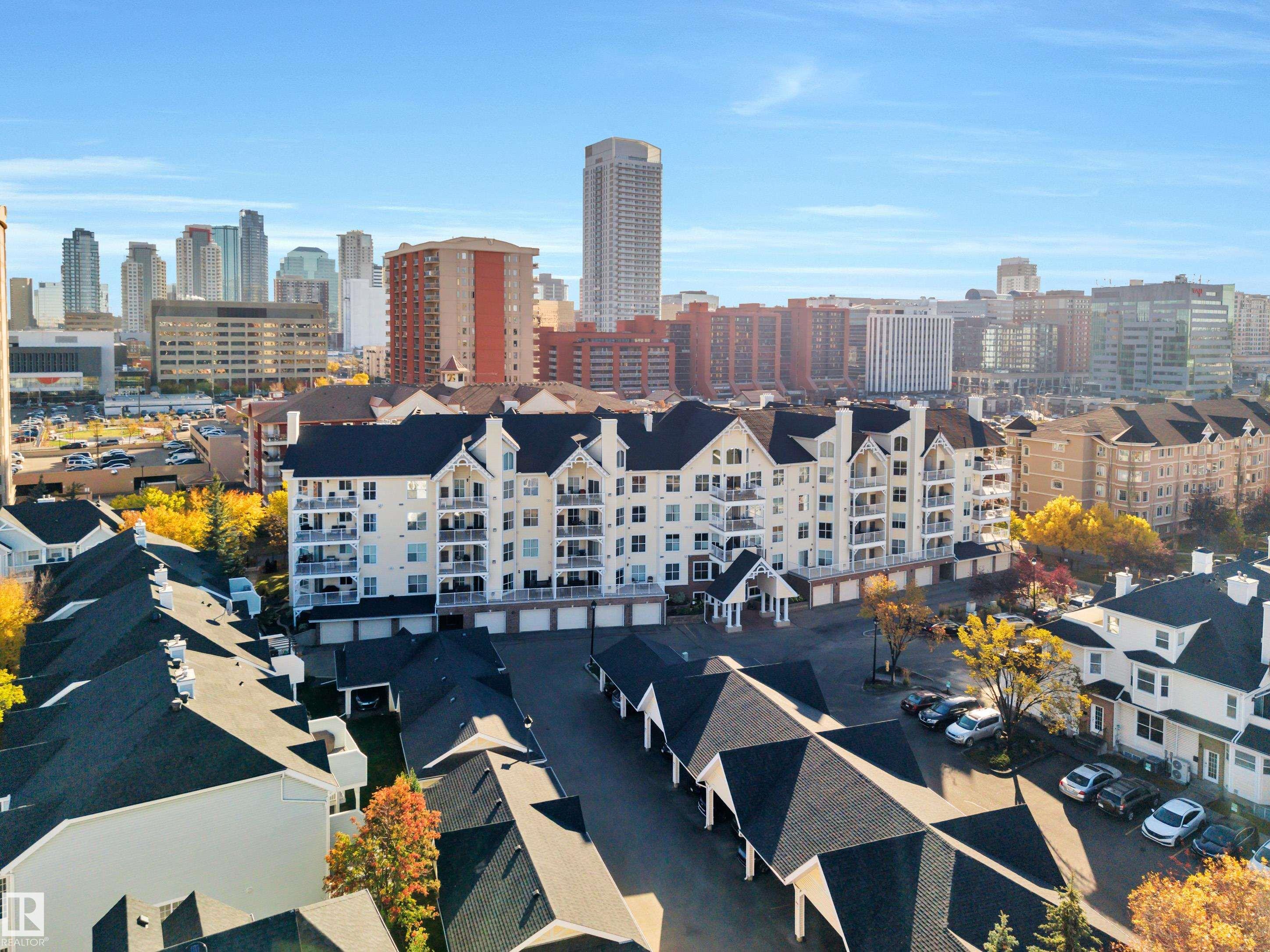 Photo 2 at 305 - 10221 111 Street NW, Downtown, Edmonton
