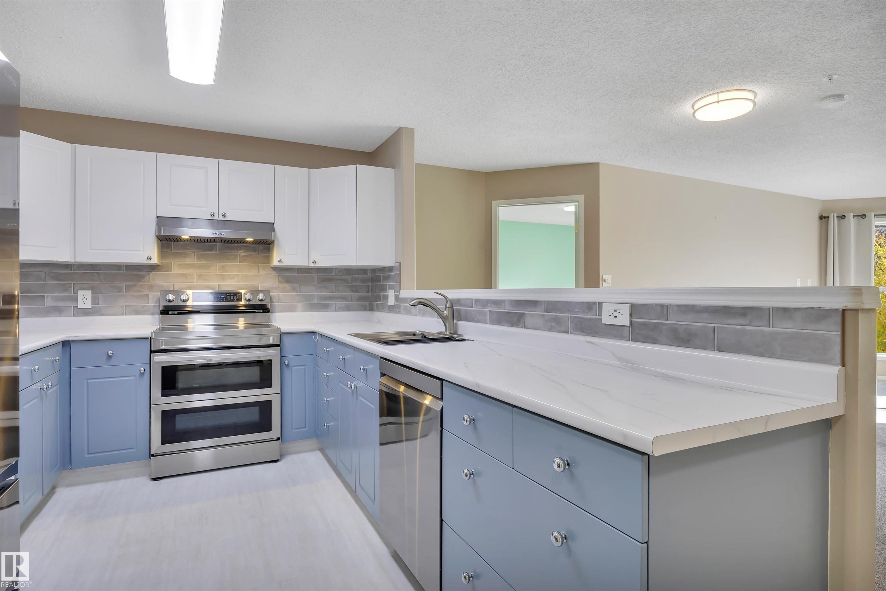 Photo 12 at 305 - 10221 111 Street NW, Downtown, Edmonton
