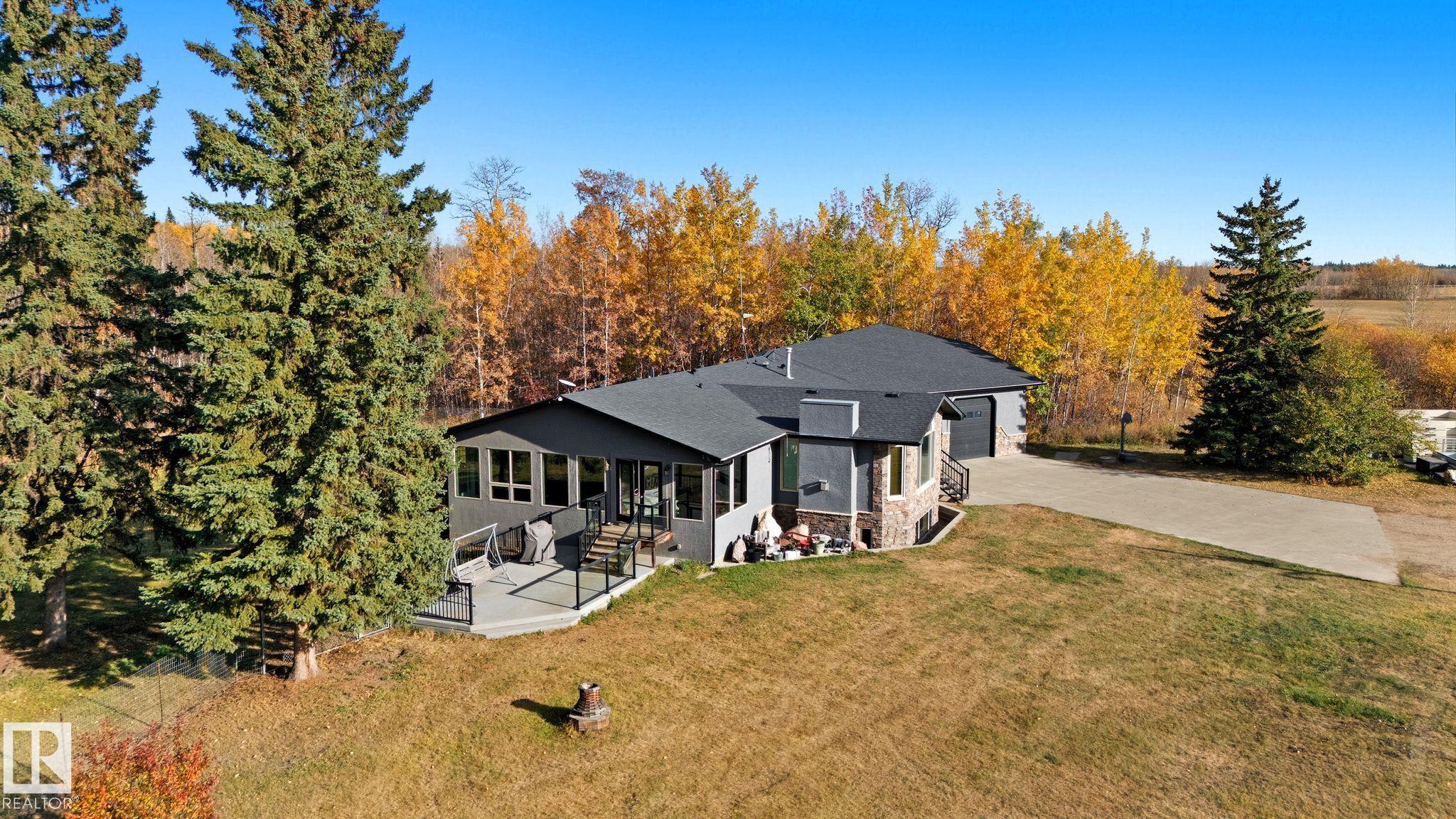 Photo 4 at 22516 Twp Road 572, None, Rural Sturgeon County