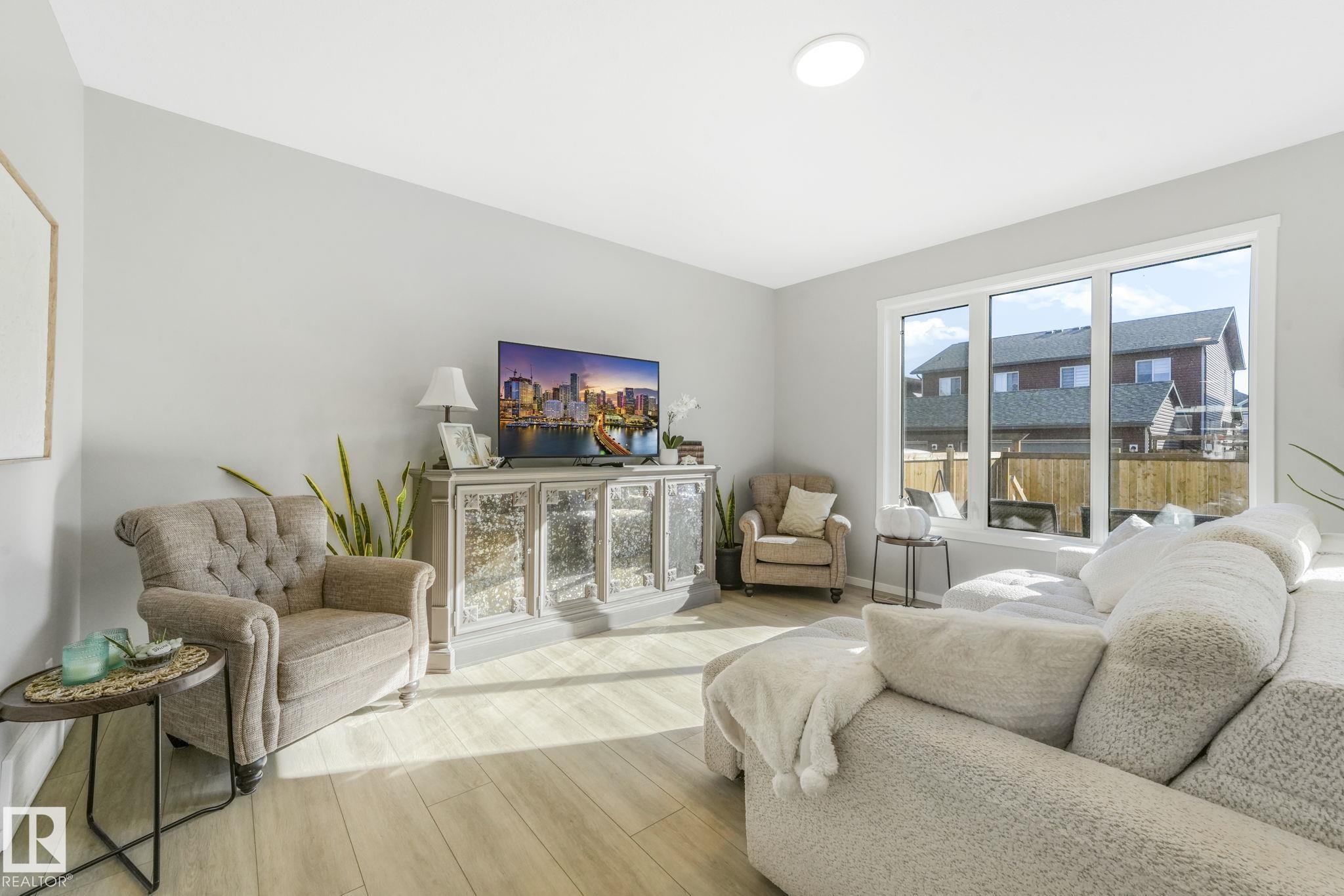 Photo 5 at 1027 Stoneside Road, Hearthstone, Sherwood Park