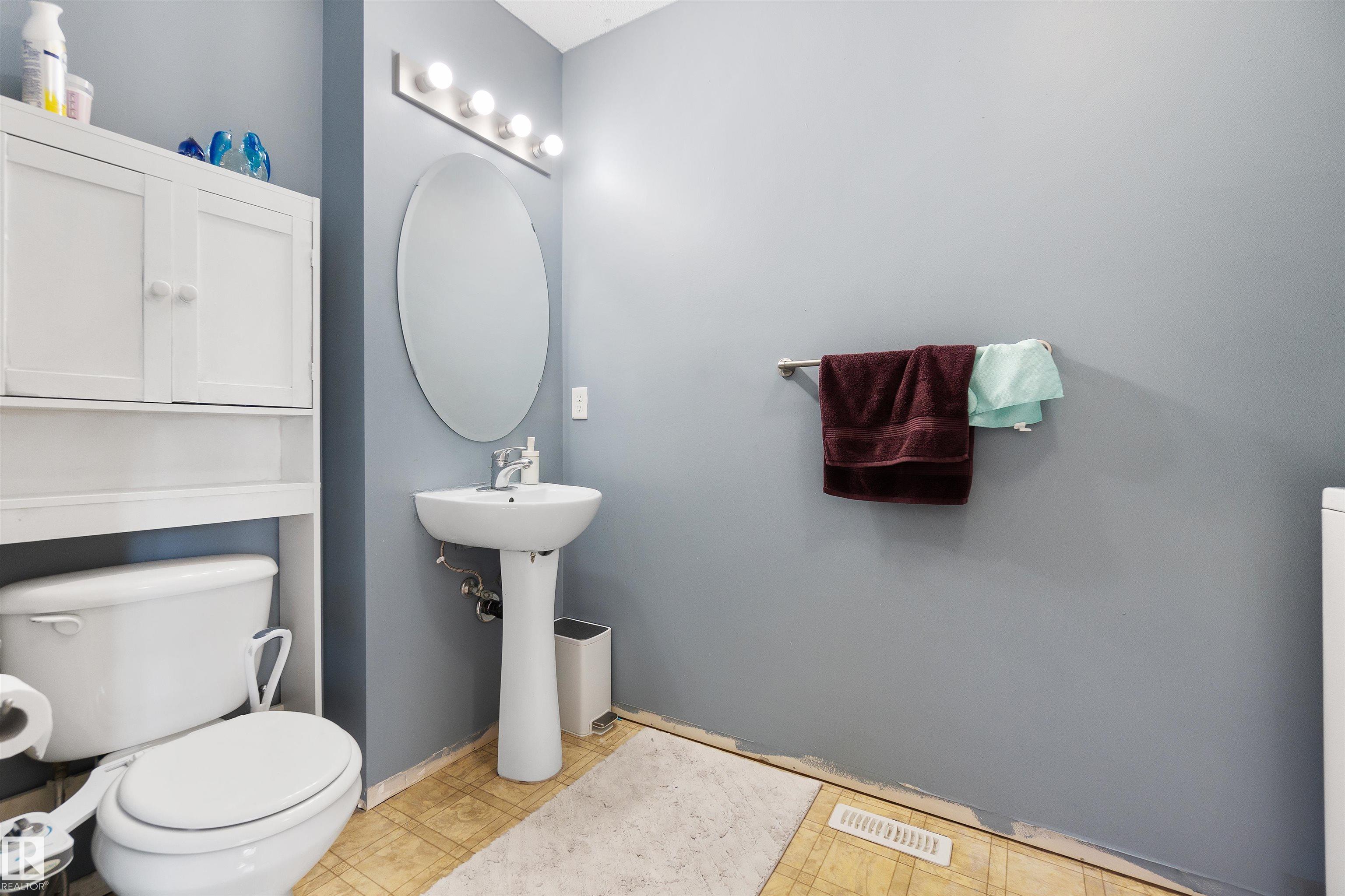 Photo 12 at 36 - 2503 24 Street NW, Silver Berry, Edmonton