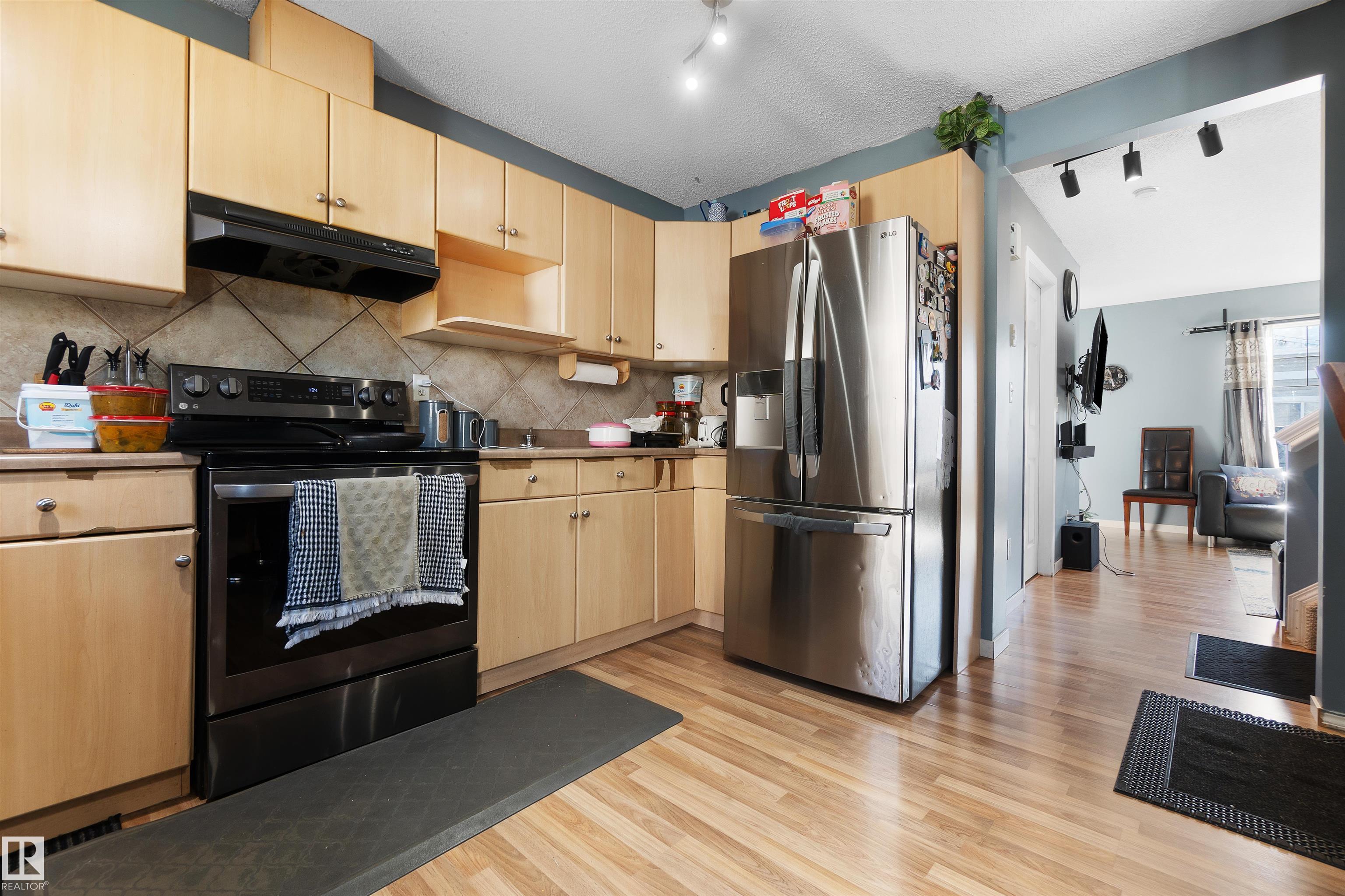 Photo 15 at 36 - 2503 24 Street NW, Silver Berry, Edmonton