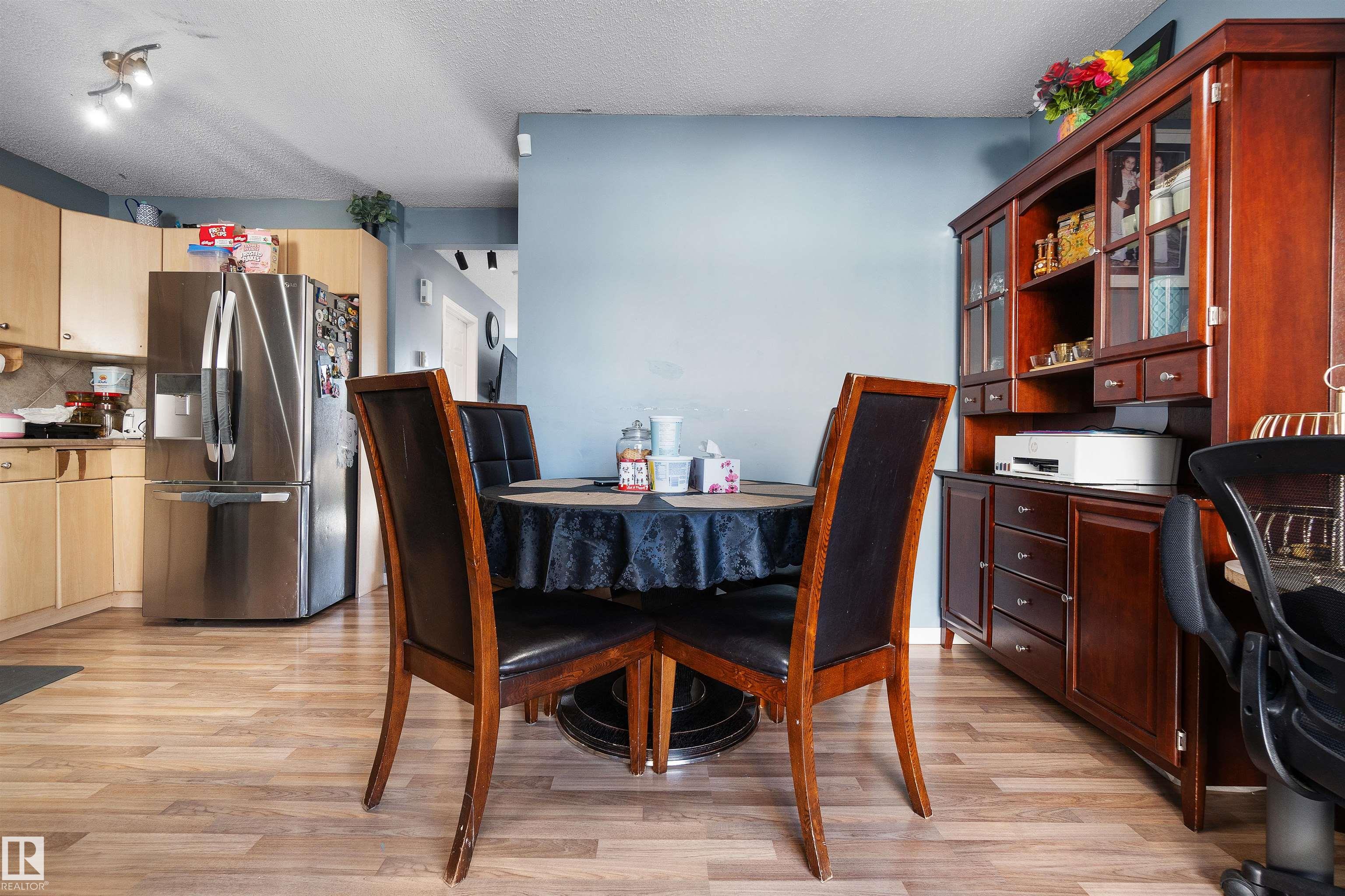 Photo 18 at 36 - 2503 24 Street NW, Silver Berry, Edmonton