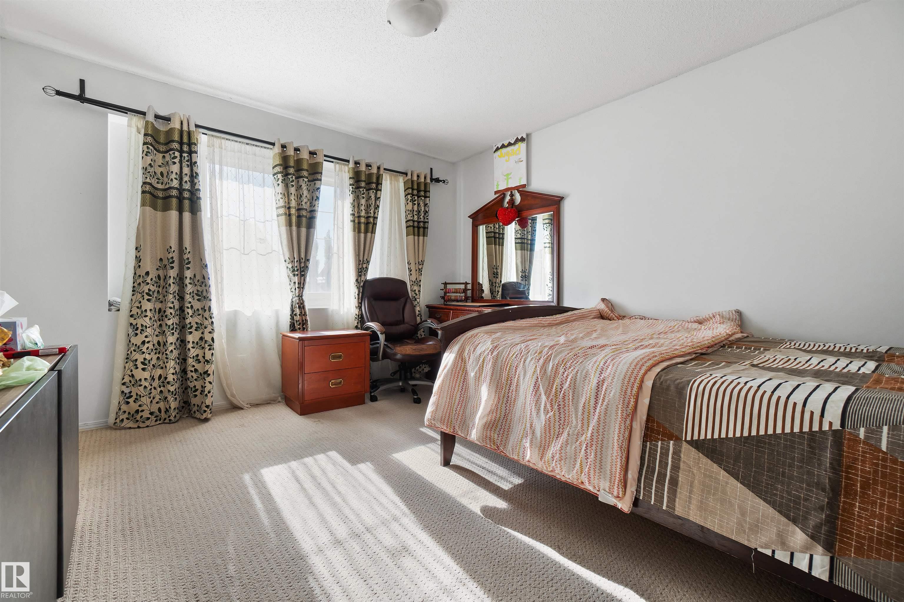 Photo 24 at 36 - 2503 24 Street NW, Silver Berry, Edmonton