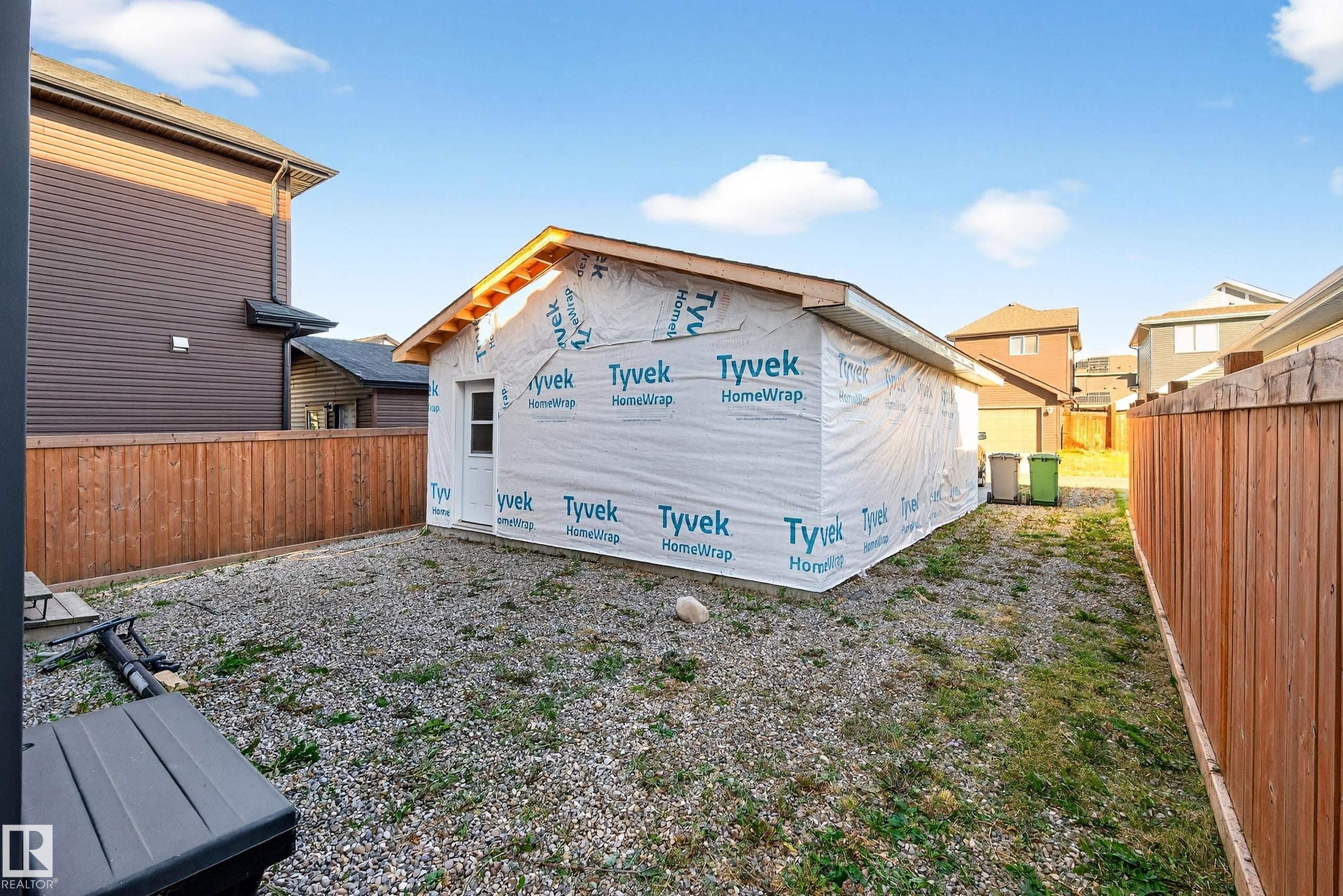Photo 33 at 3606 48 Avenue, Forest Heights, Beaumont